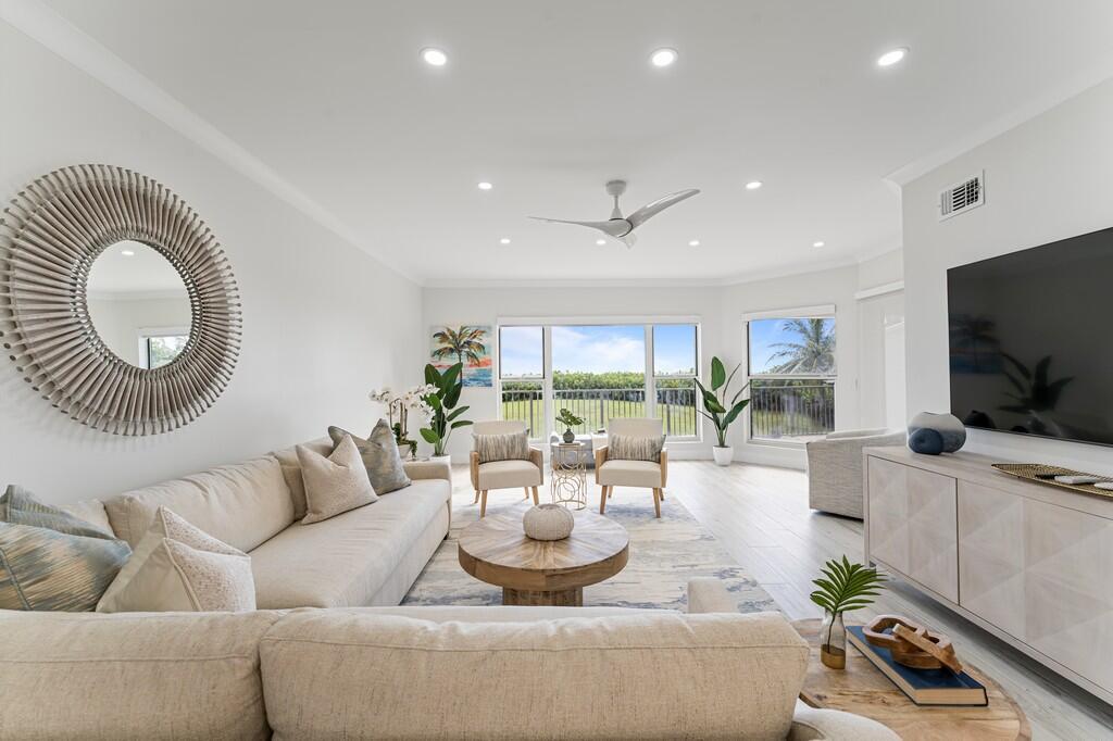 2051 Ne Ocean Boulevard C13 Property Photo 8