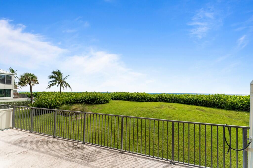 2051 Ne Ocean Boulevard C13 Property Photo 30