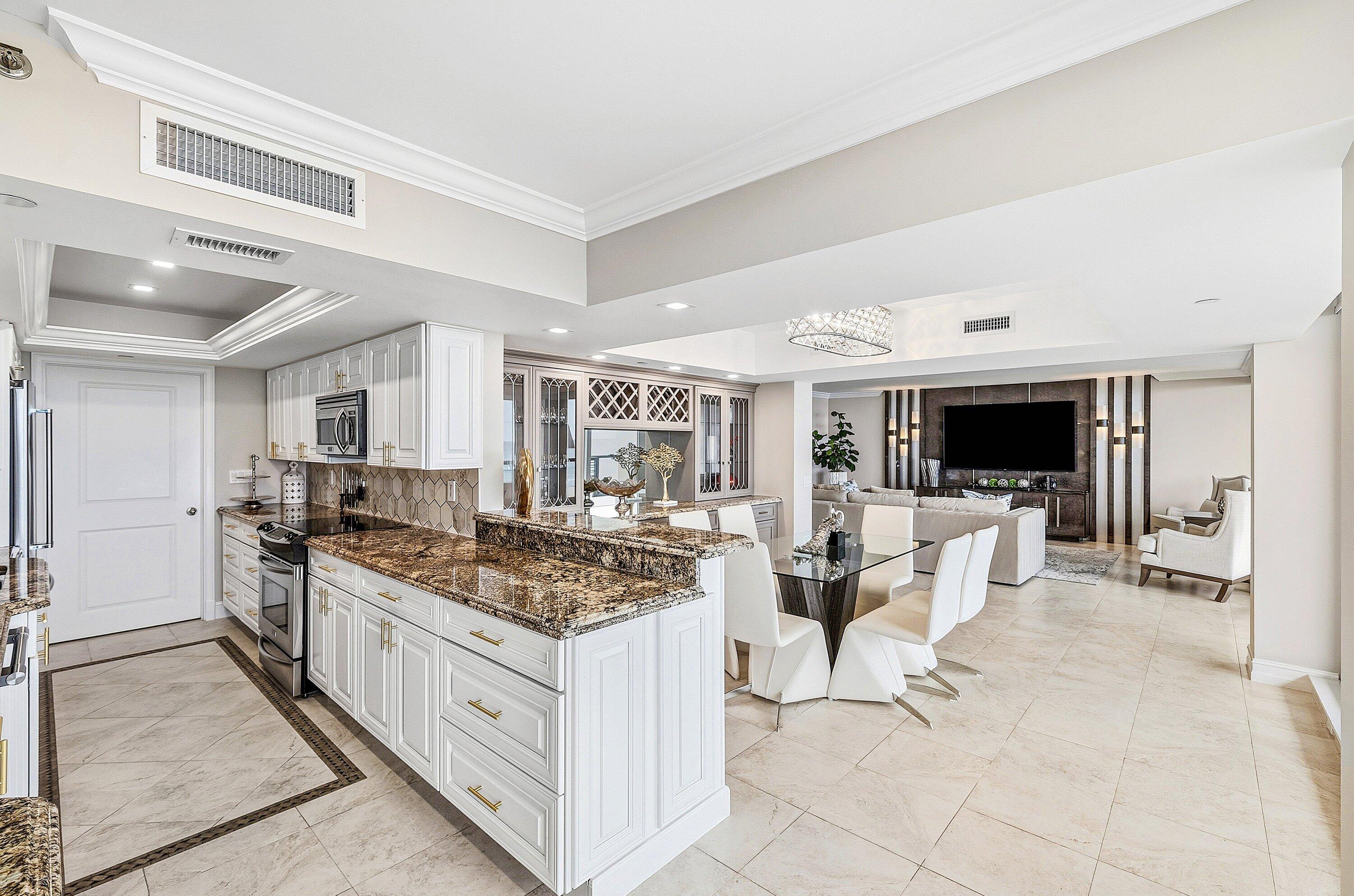 2727 S Ocean Boulevard 405 Property Photo 19