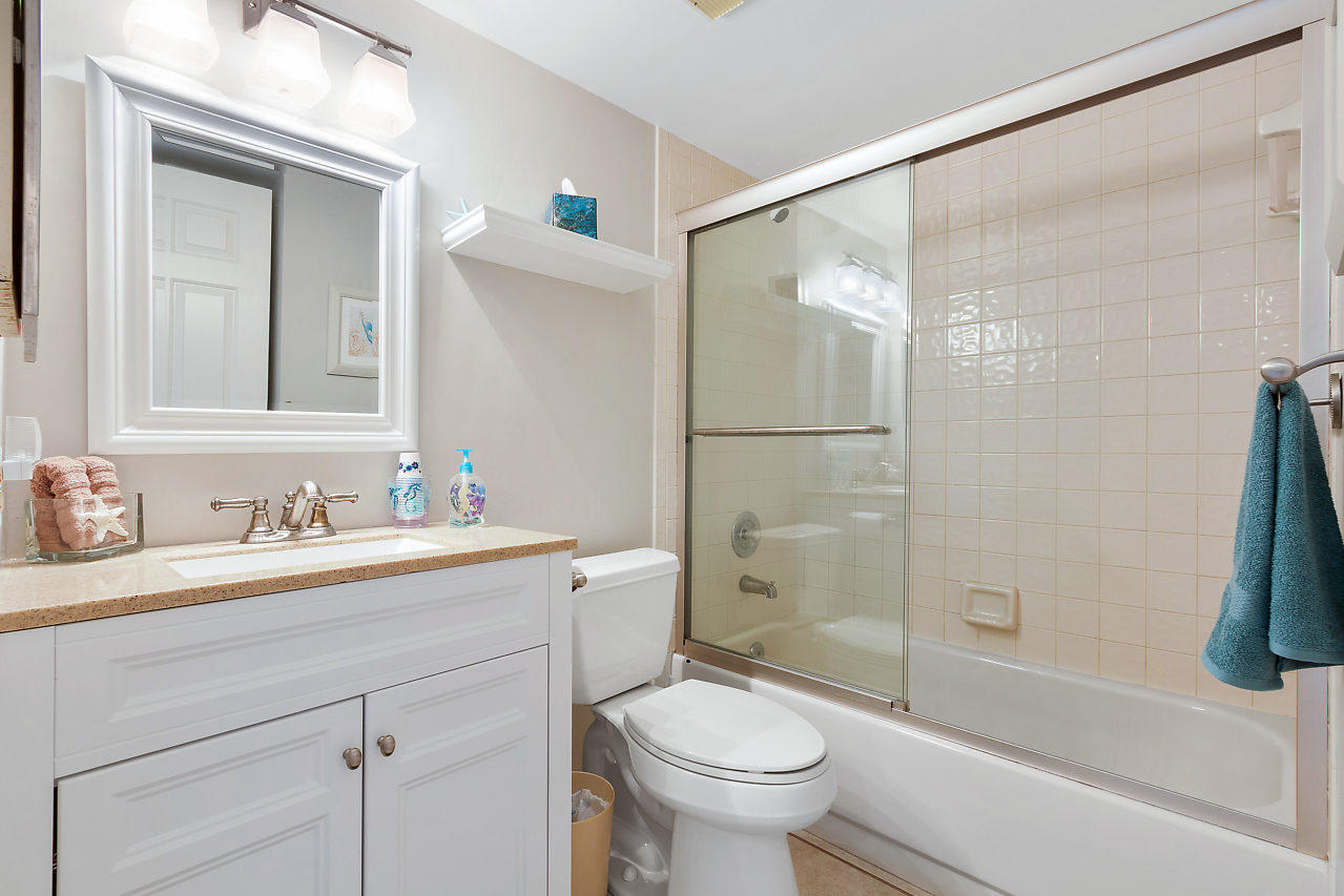 275 Palm Avenue A201 Property Photo 20