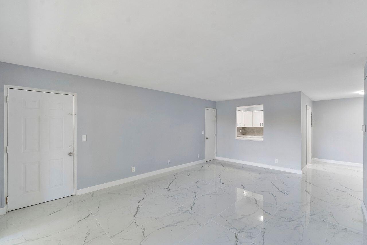 9960 Pineapple Tree Drive 107 Property Photo 8