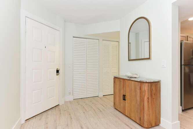 1605 S Us Highway 1 E103 Property Photo 5