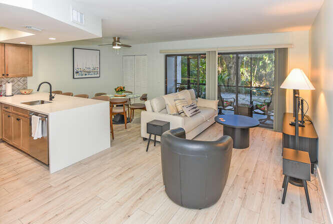 1605 S Us Highway 1 E103 Property Photo 6