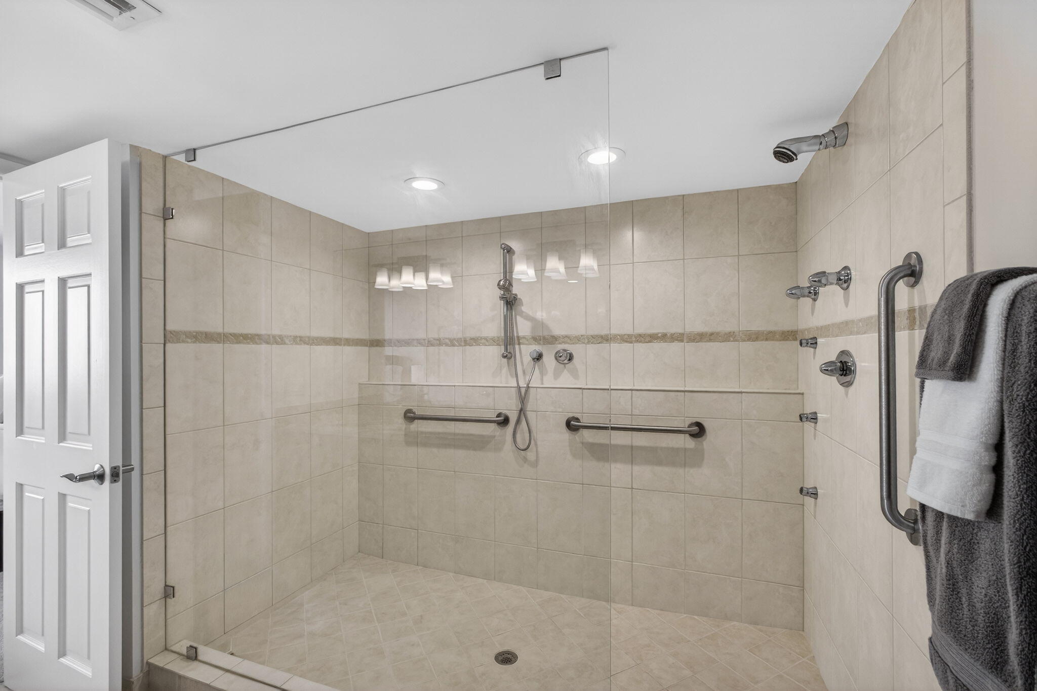 4200 N Ocean Drive 1-406 Property Photo 48