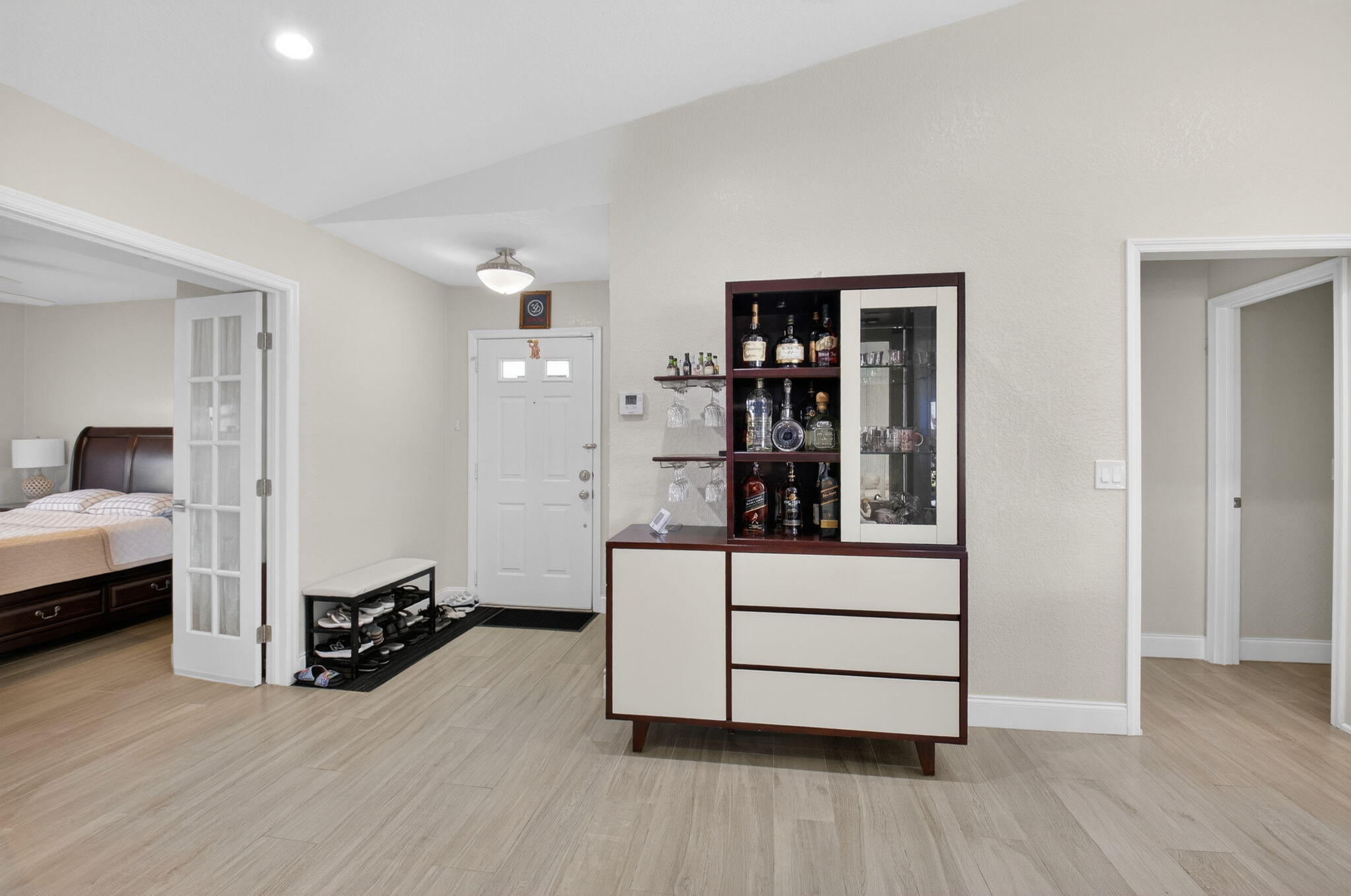 5750 Parkwalk Circle E Property Photo 2