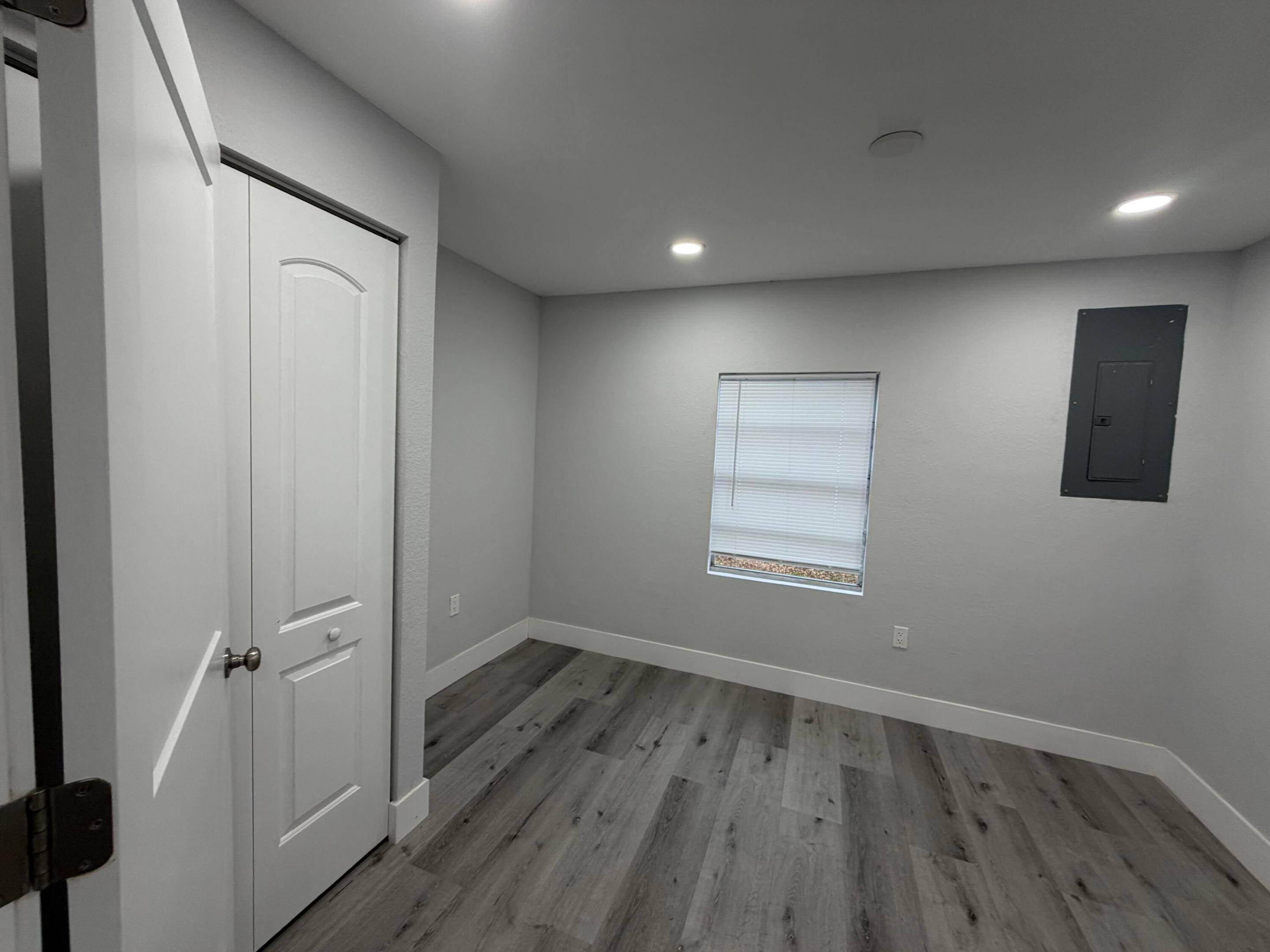 210 Basilan Crescent Property Photo 7