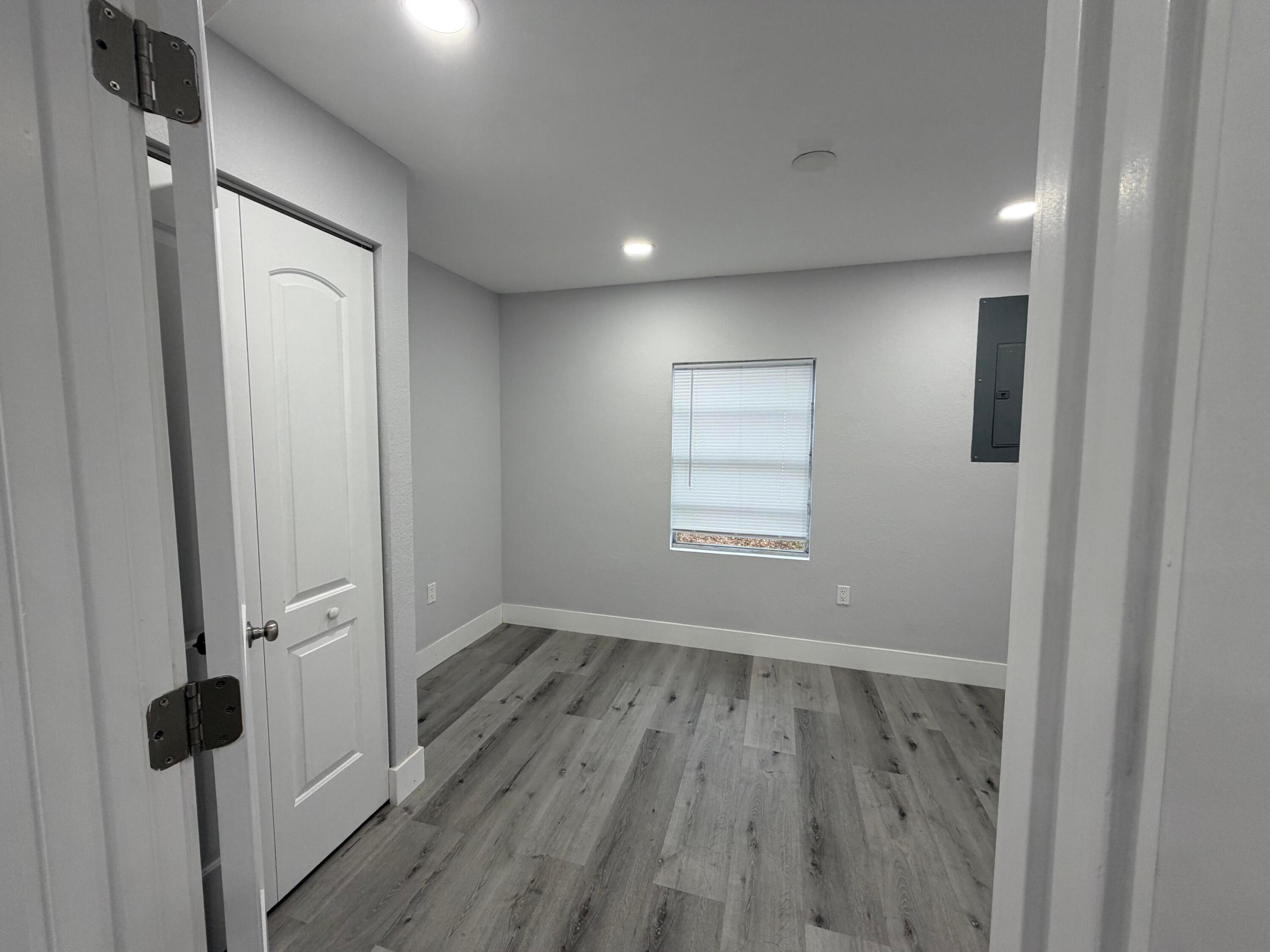 210 Basilan Crescent Property Photo 8
