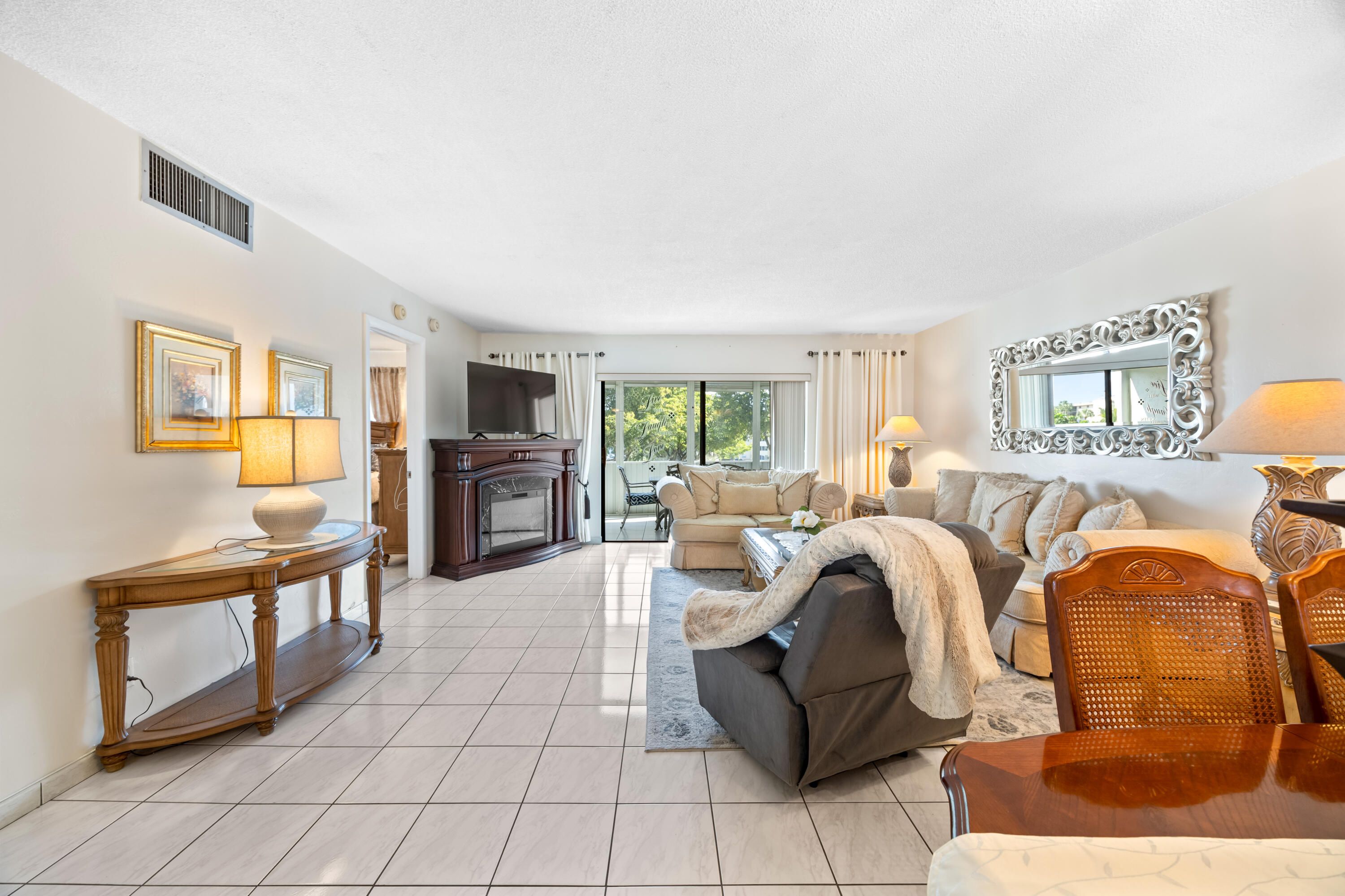 4000 NW 44th Avenue 315