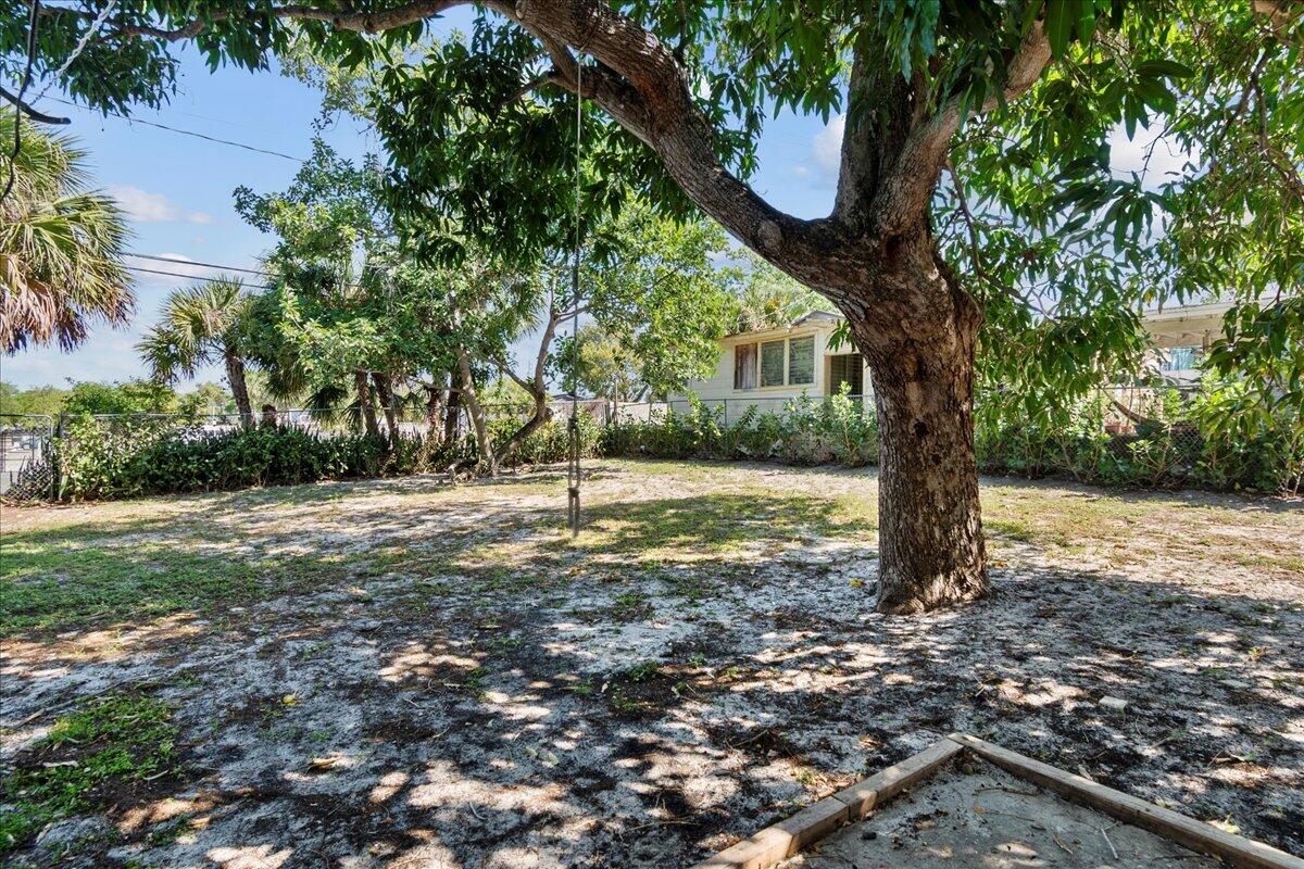 815 Omar Road Property Photo 24