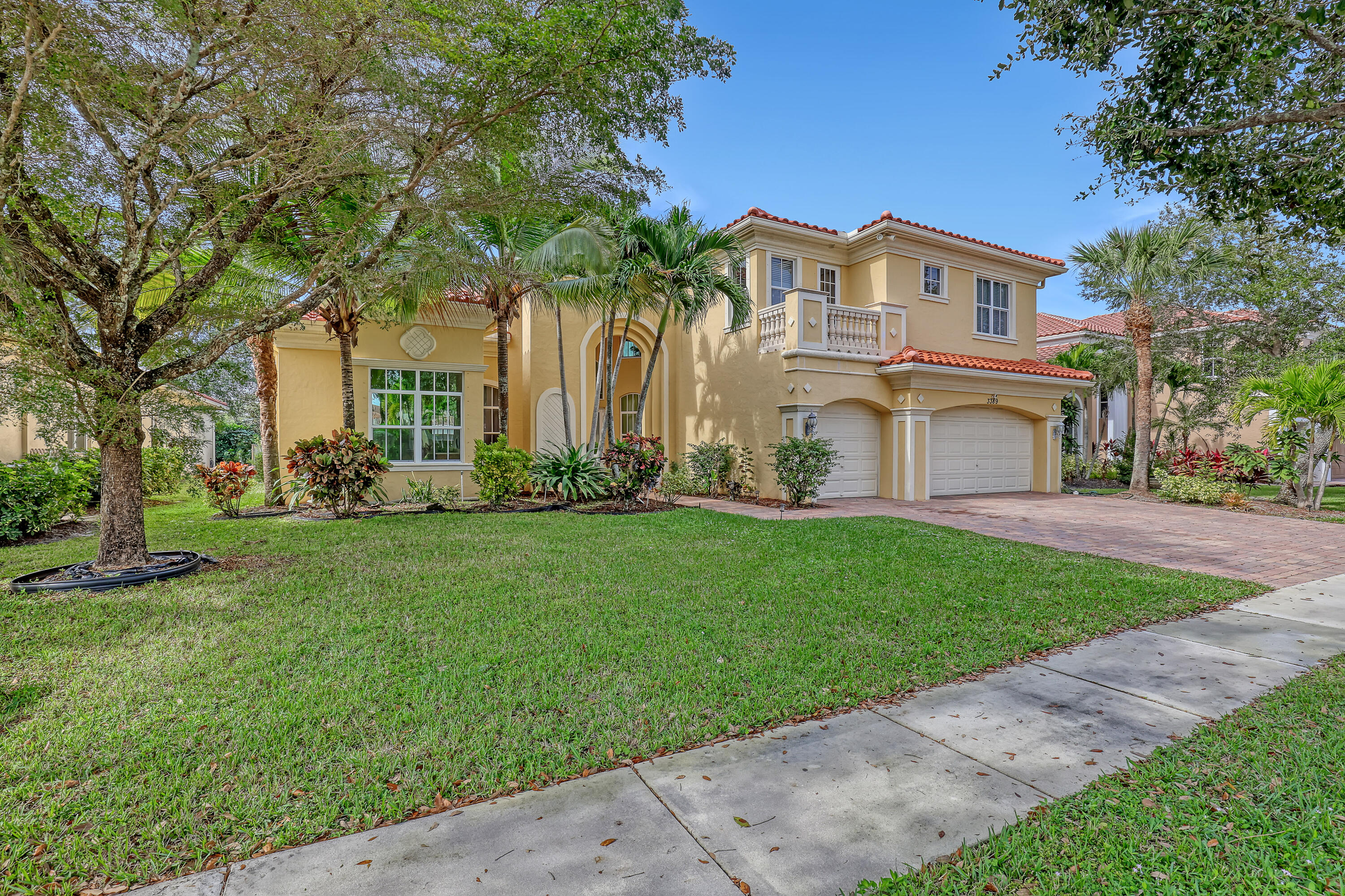 3389 Lago De Talavera Property Photo 1