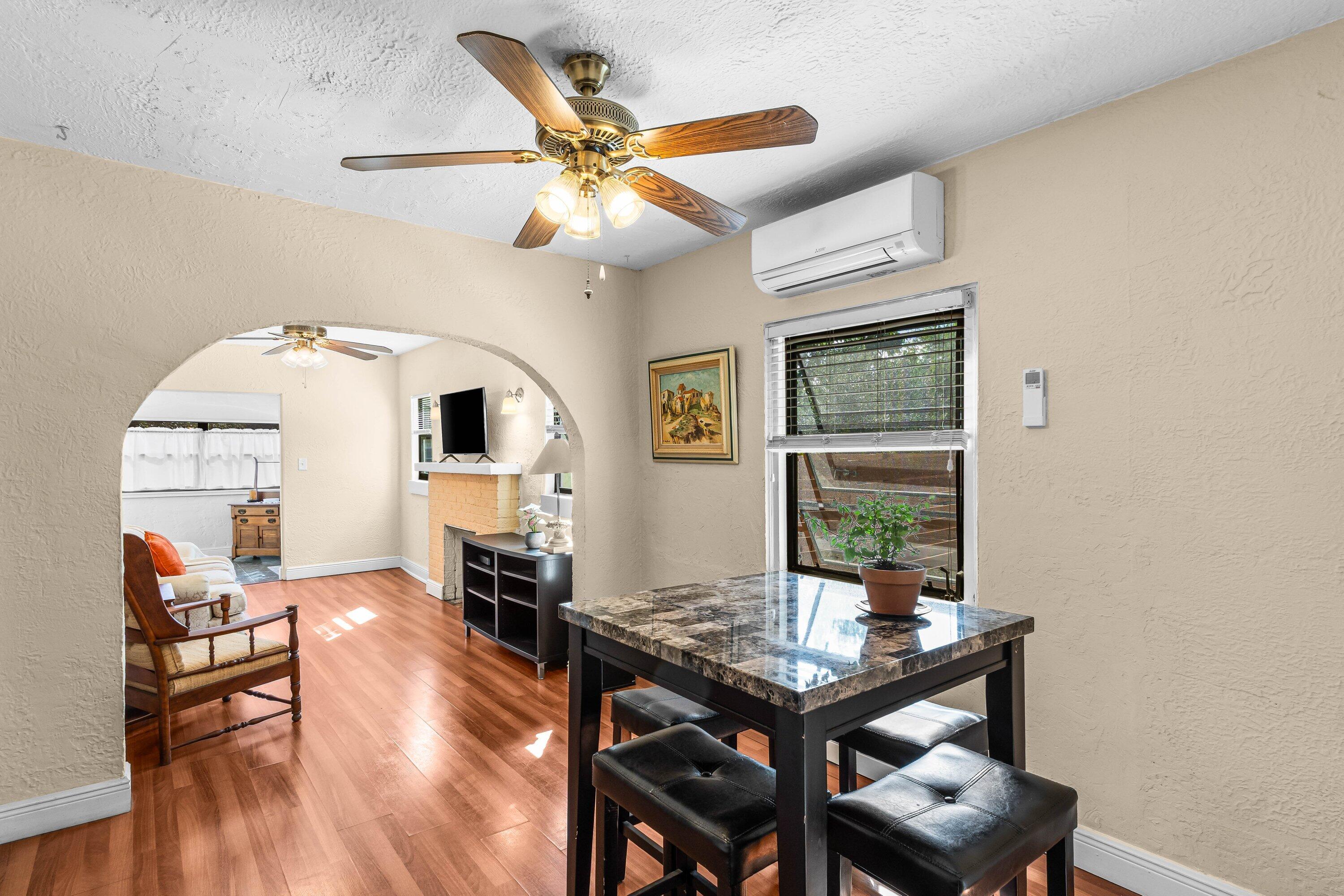 921 S M Street Property Photo 9