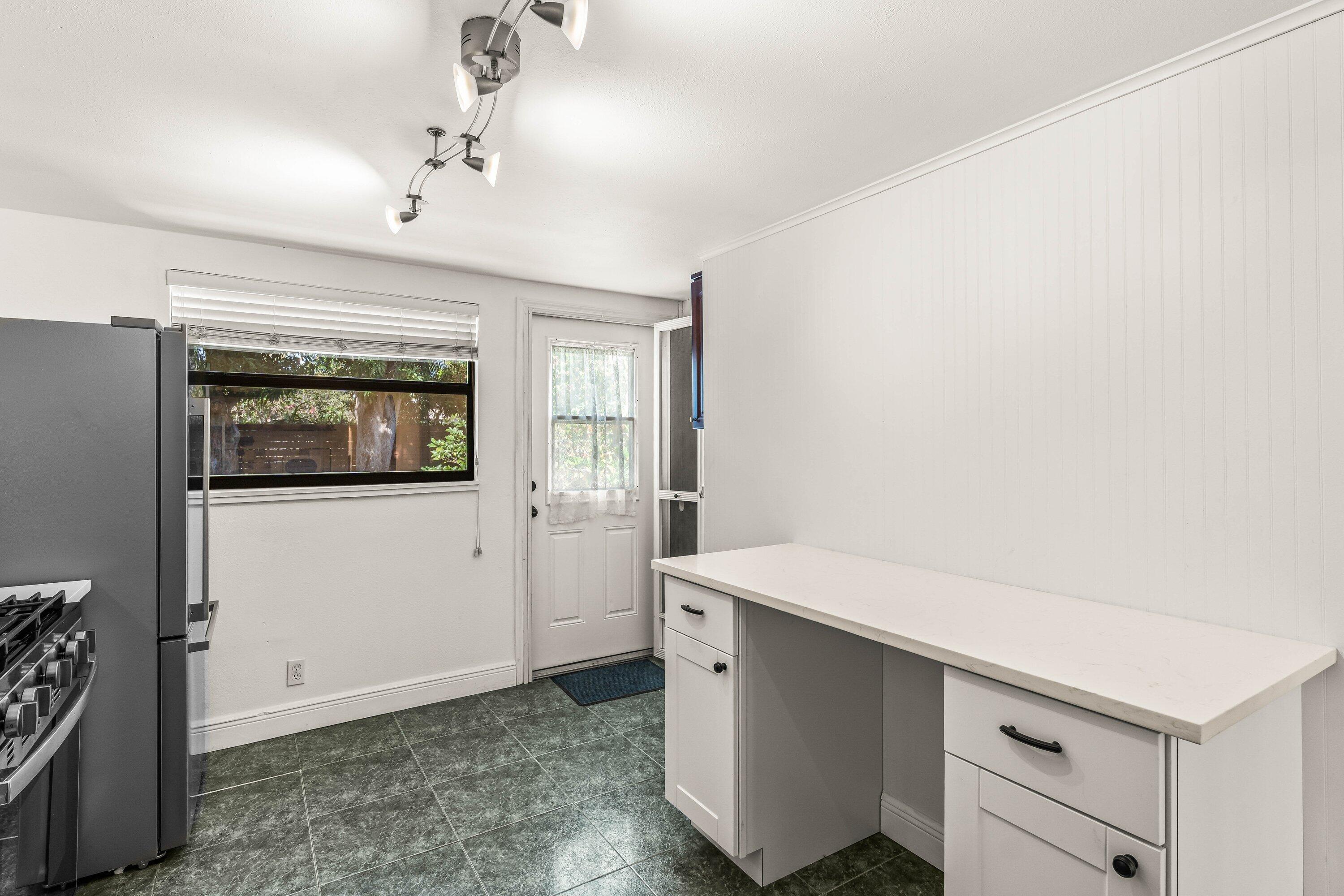 921 S M Street Property Photo 13