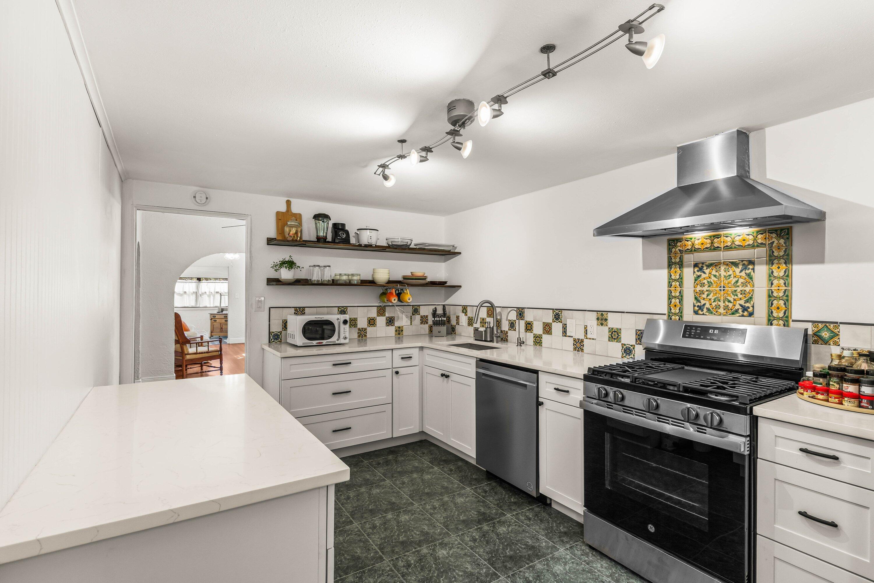 921 S M Street Property Photo 15