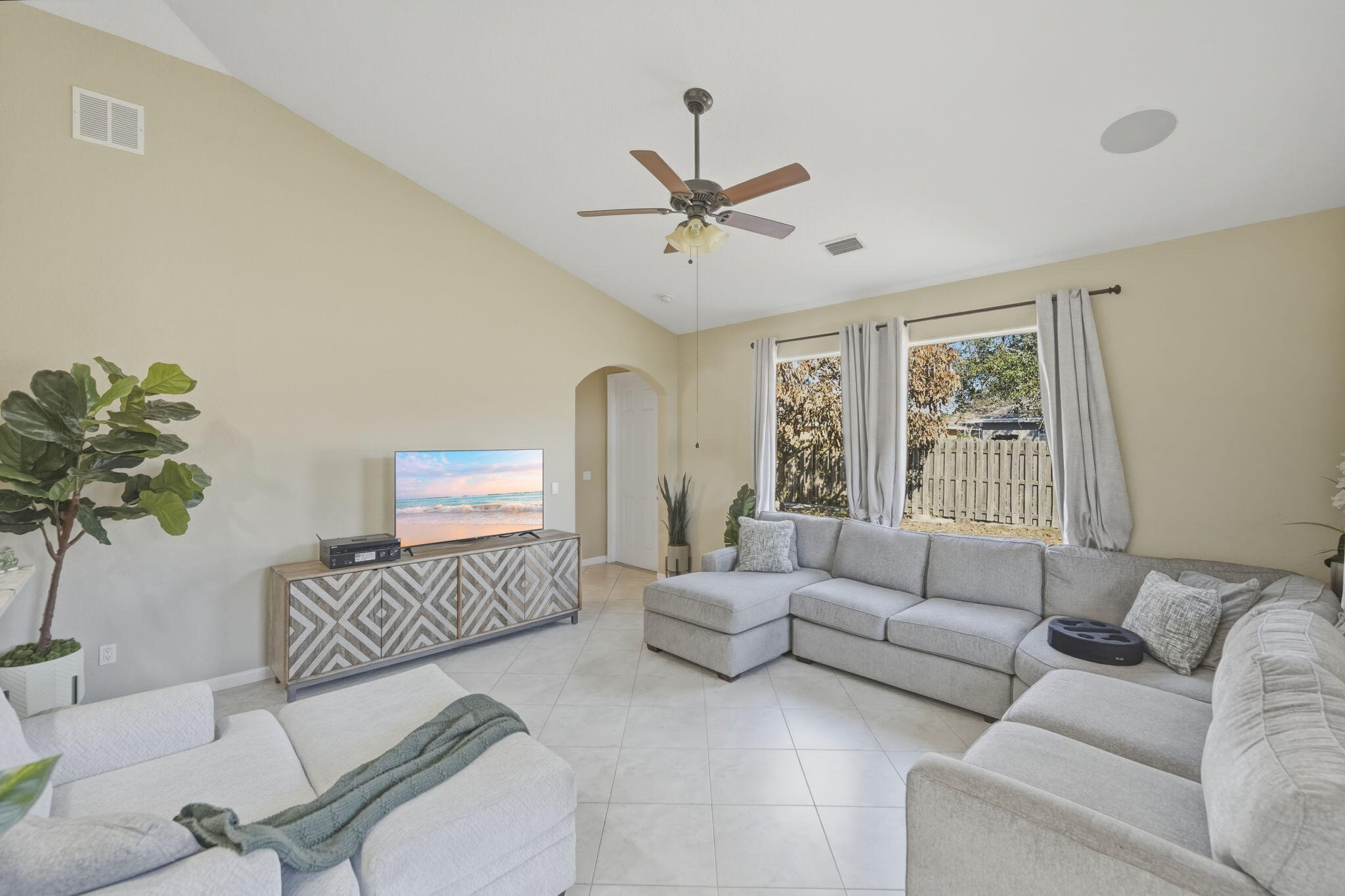 2081 Sw Algiers Street Property Photo 21