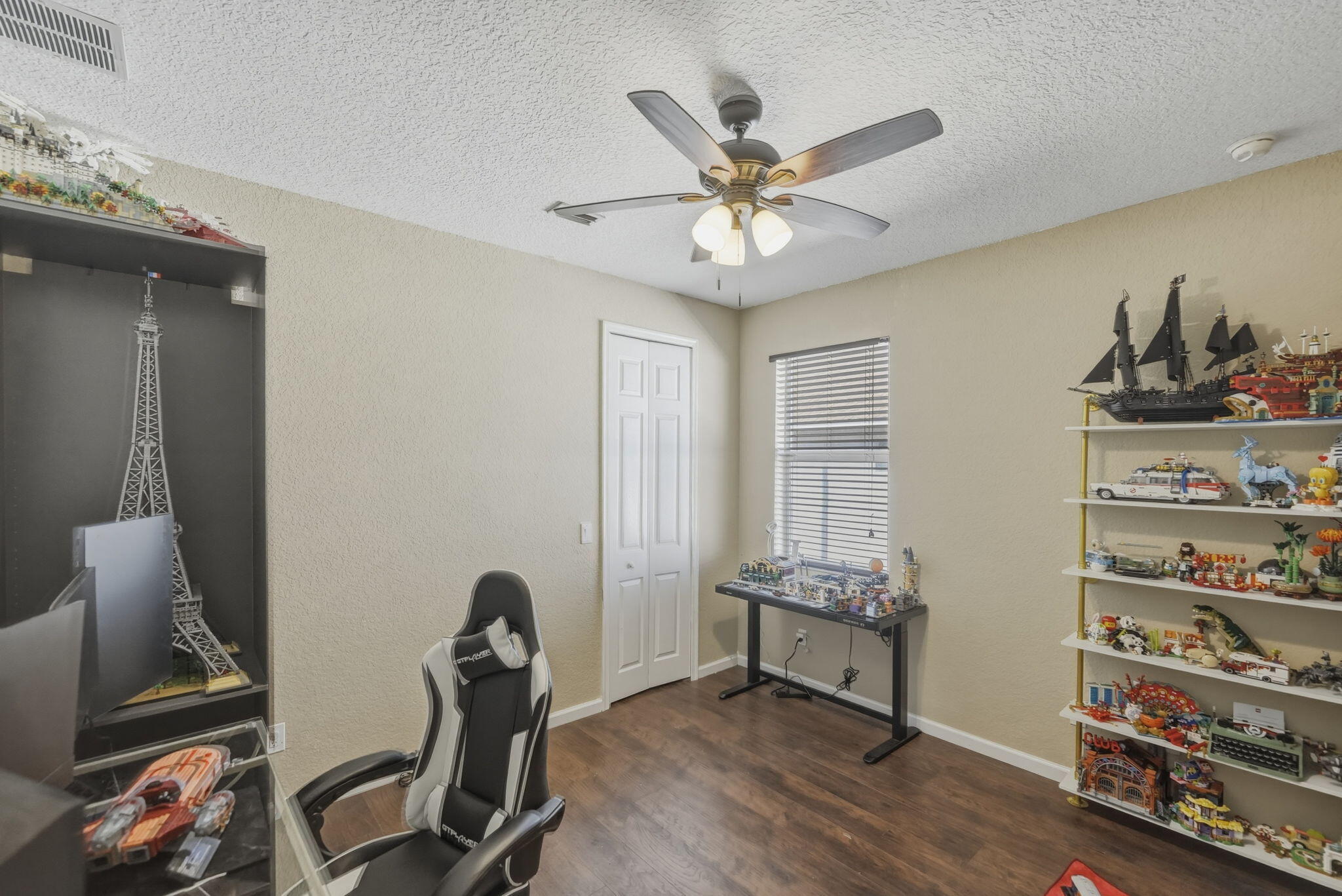2081 Sw Algiers Street Property Photo 31