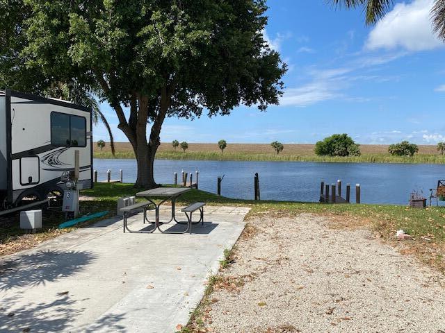 8680 Us Highway 441 Property Photo 3
