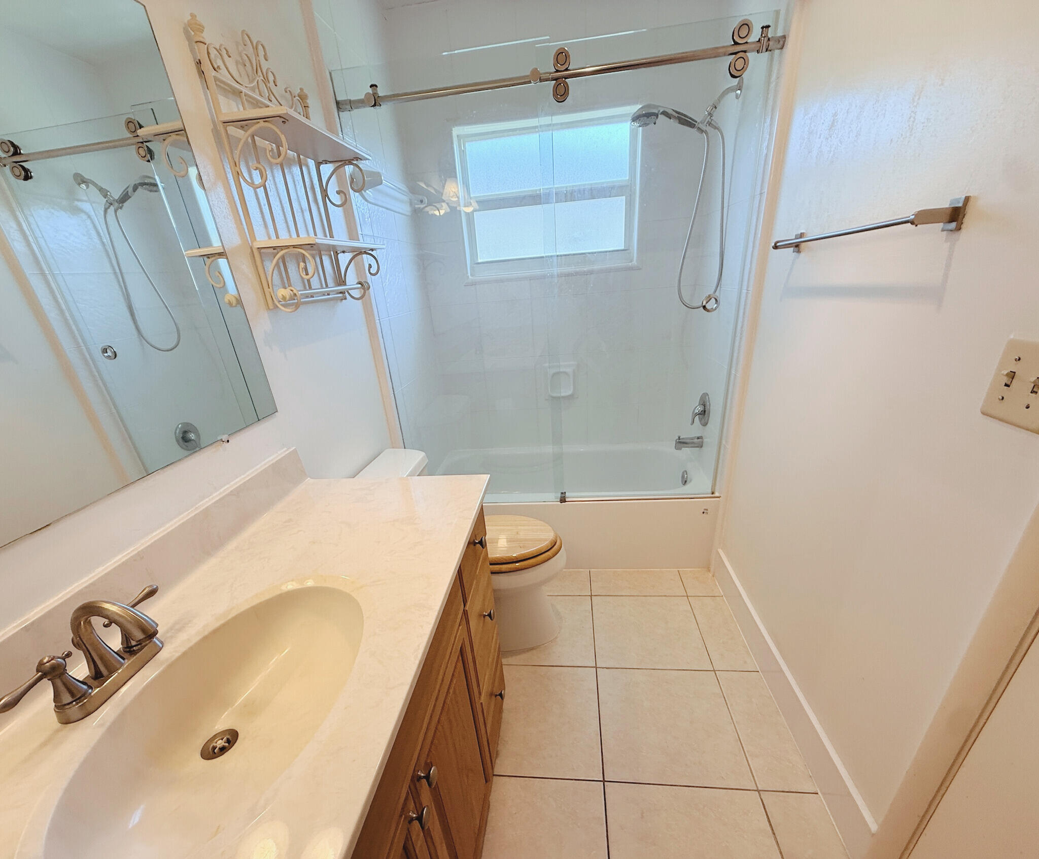 5301 Lakefront Boulevard D Property Photo 16