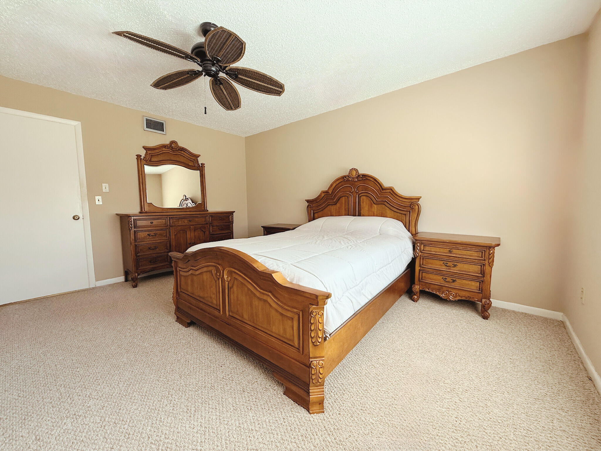 5301 Lakefront Boulevard D Property Photo 19