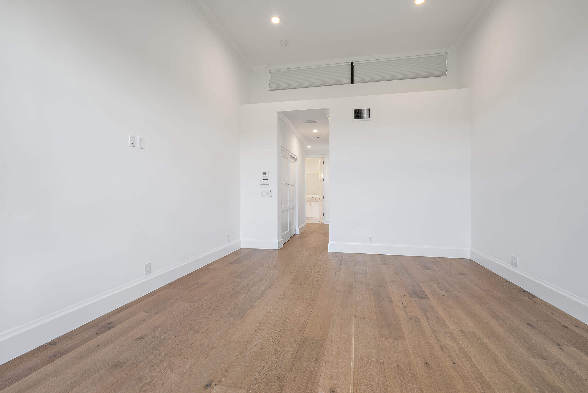 108 Waters Edge Drive Property Photo 14