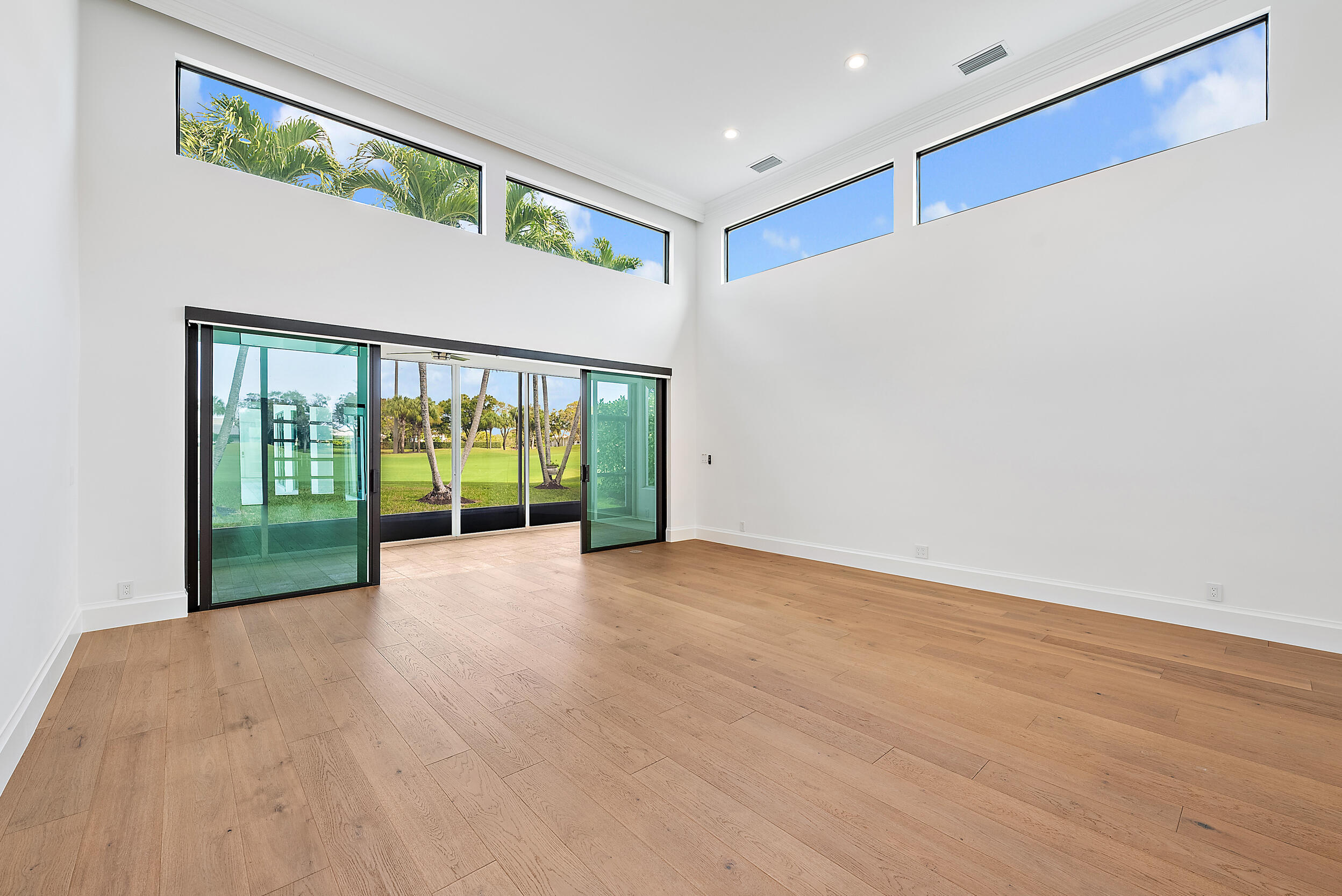 108 Waters Edge Drive Property Photo 18
