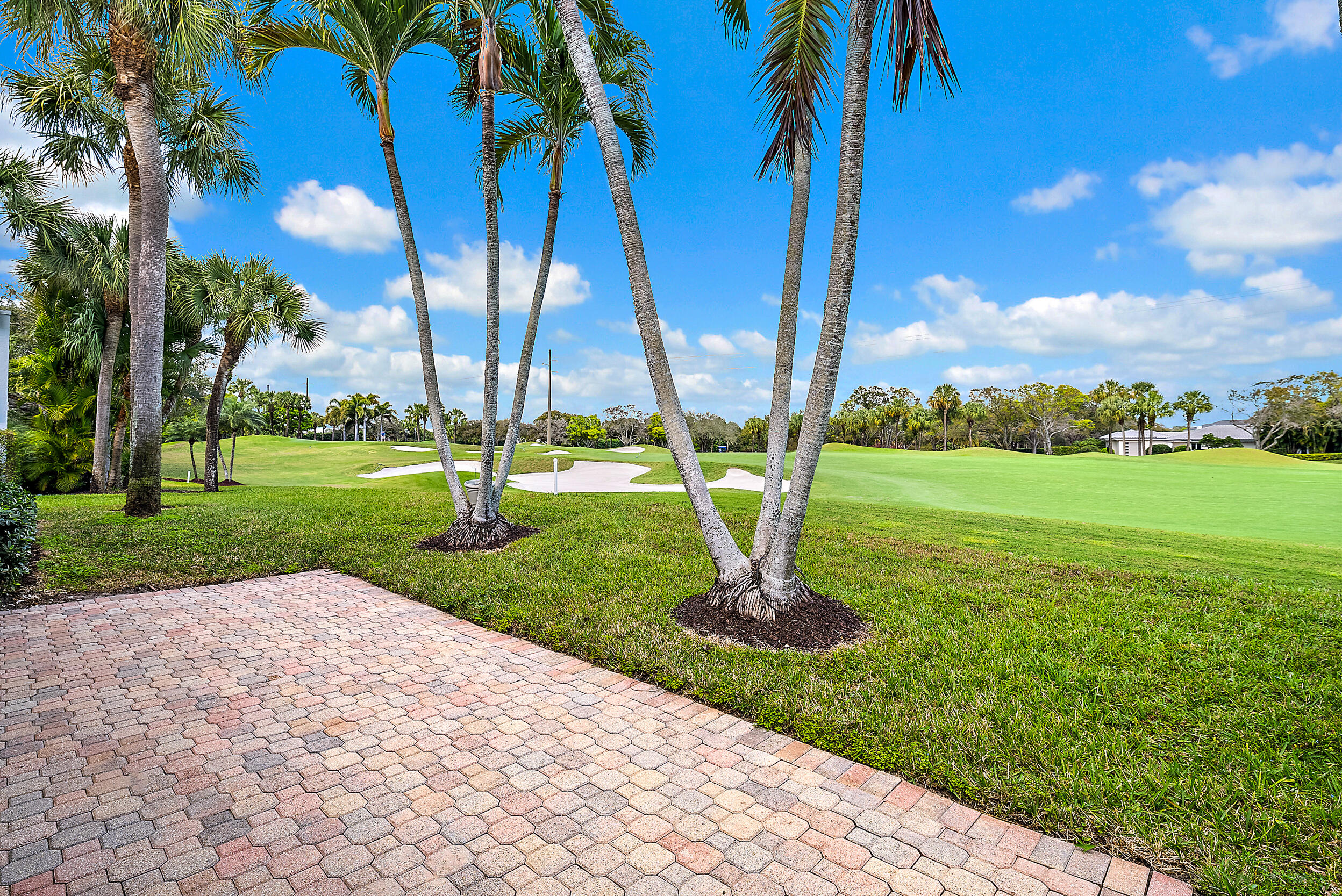 108 Waters Edge Drive Property Photo 20
