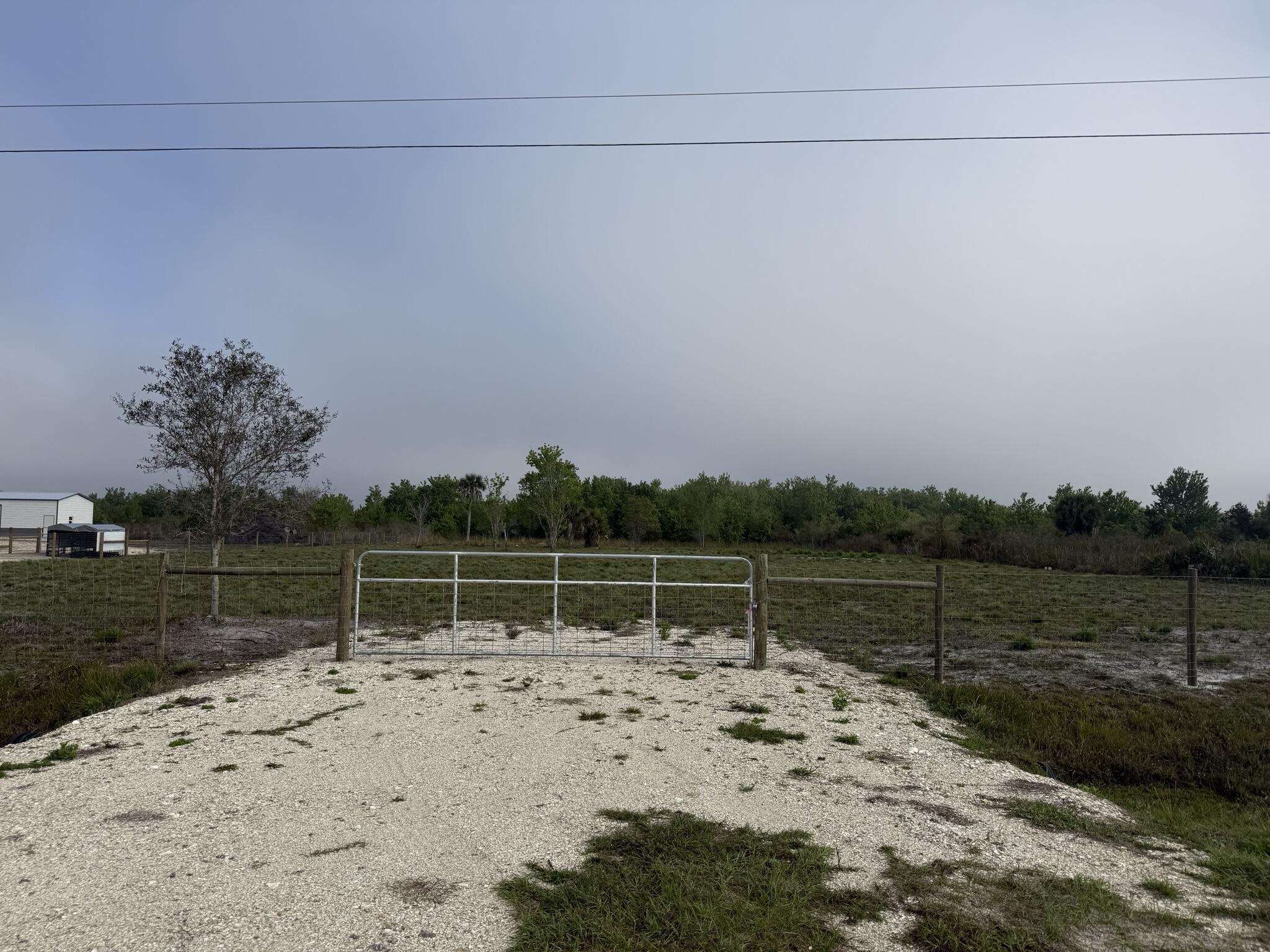 18935 Nw 268th Street Property Photo 4