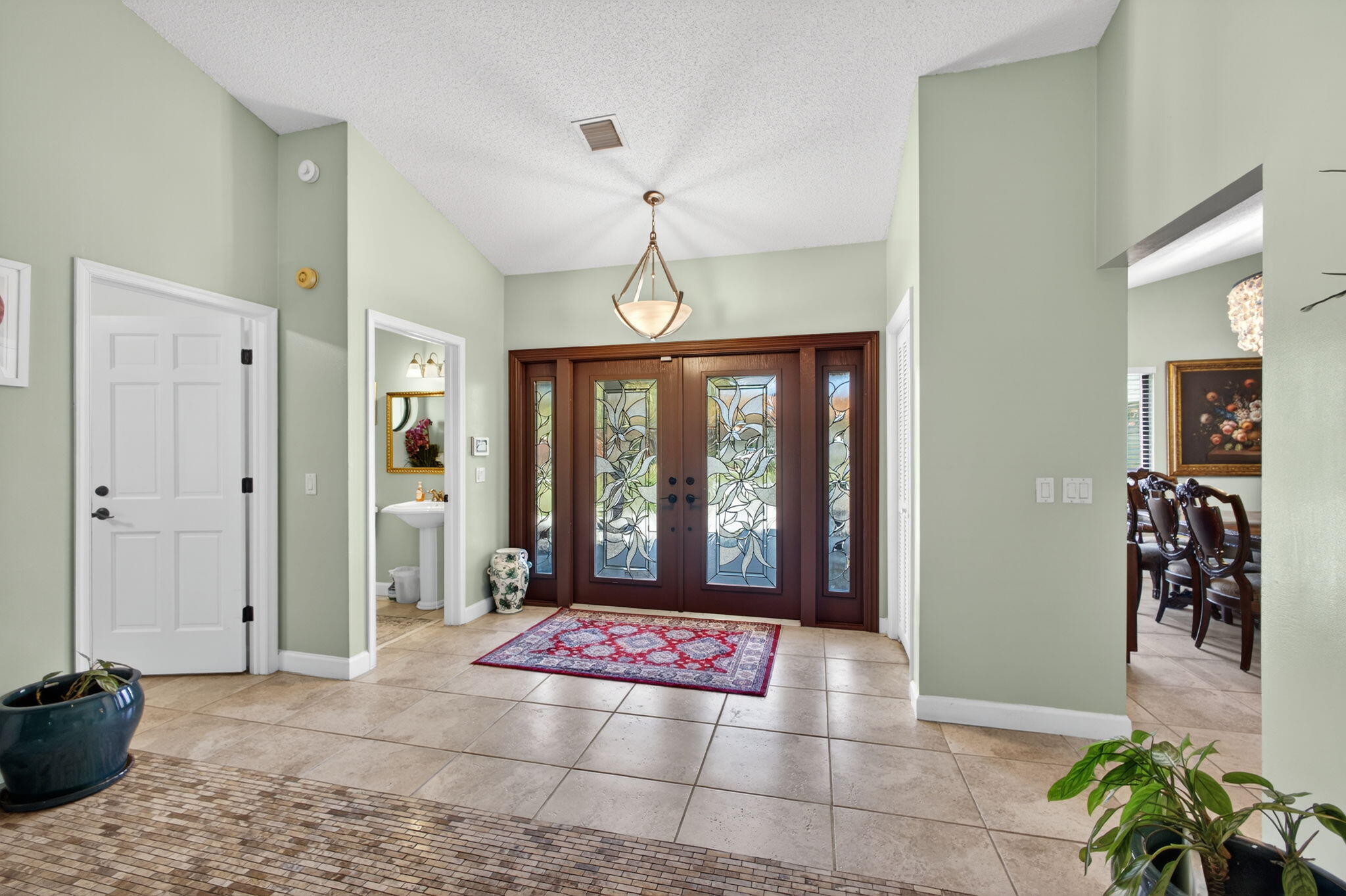 168 Thornton Drive Property Photo 6