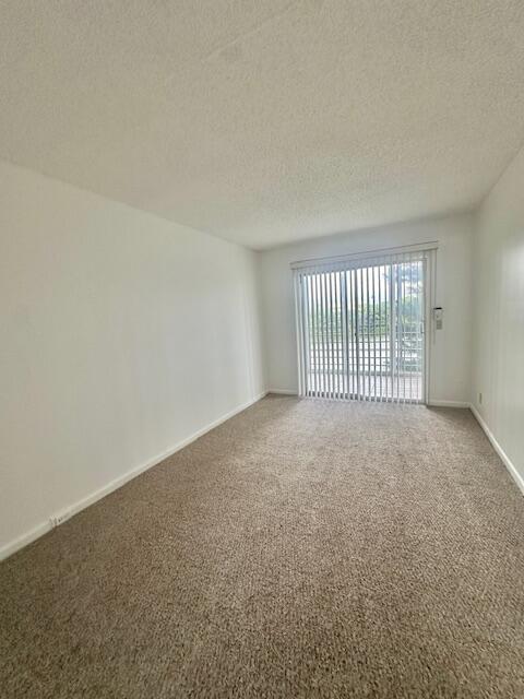 3063 Ainslie D Property Photo 39
