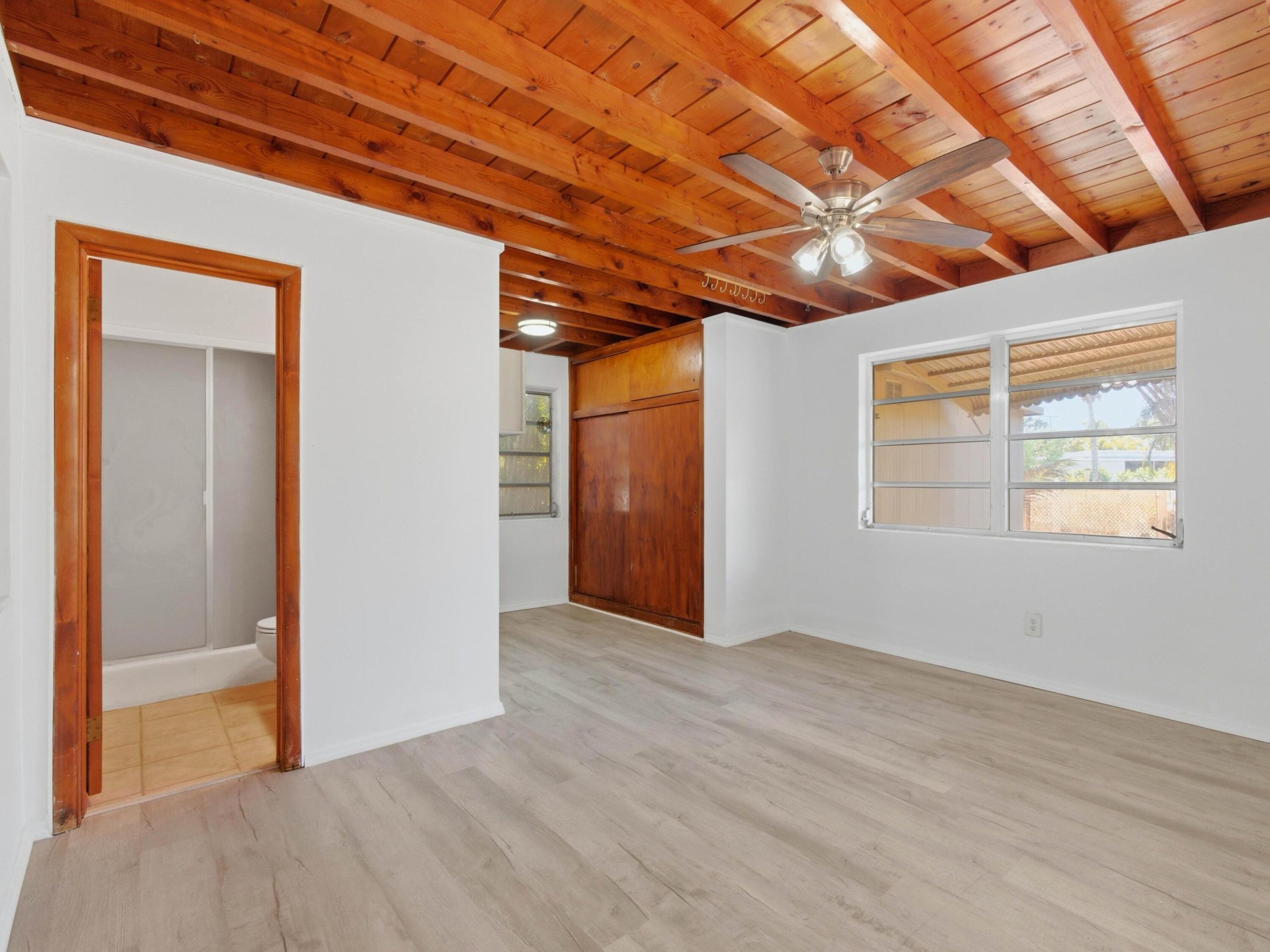 8903 Oak Street Property Photo 29