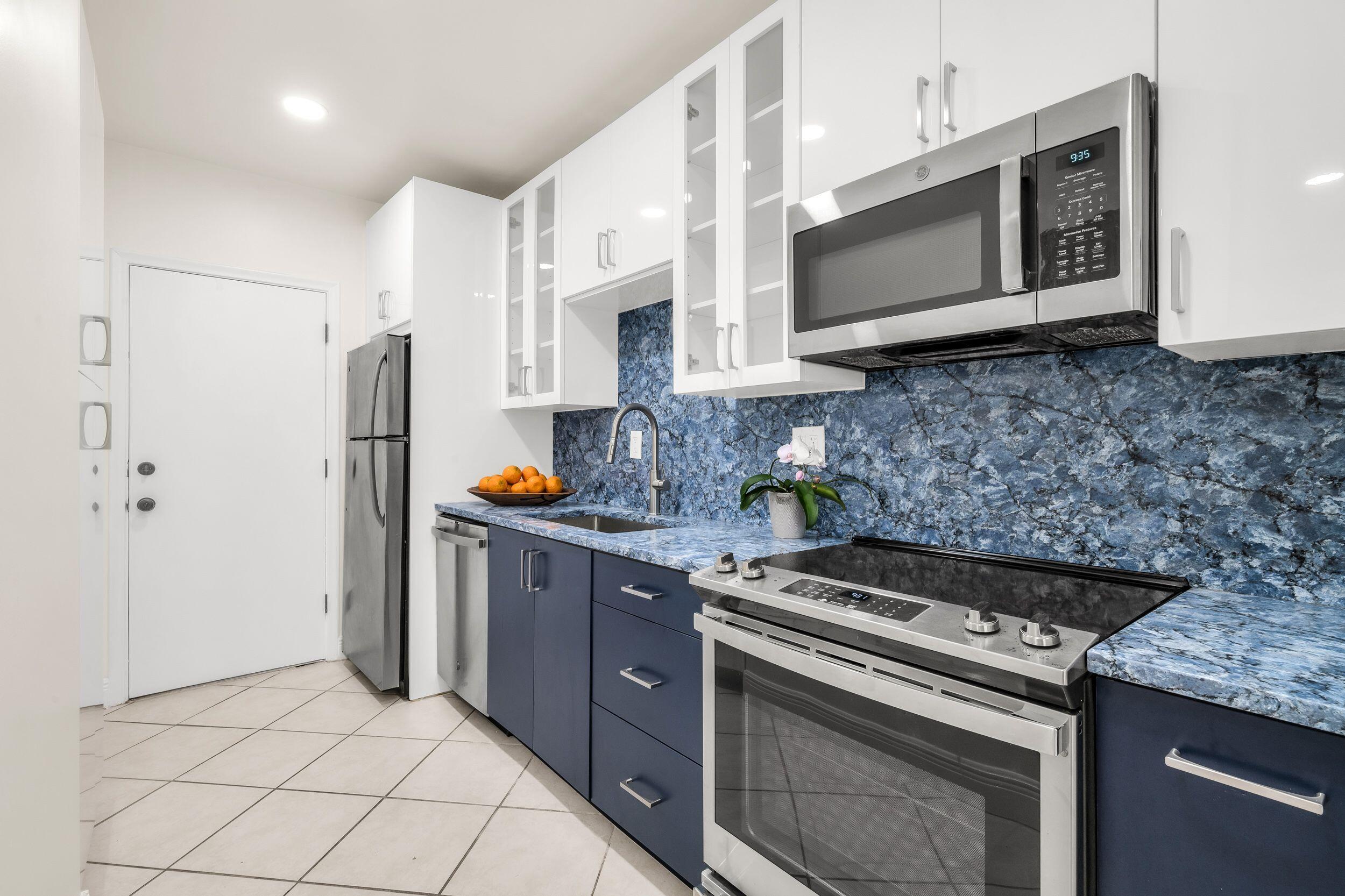 299 SW 7th Street 106