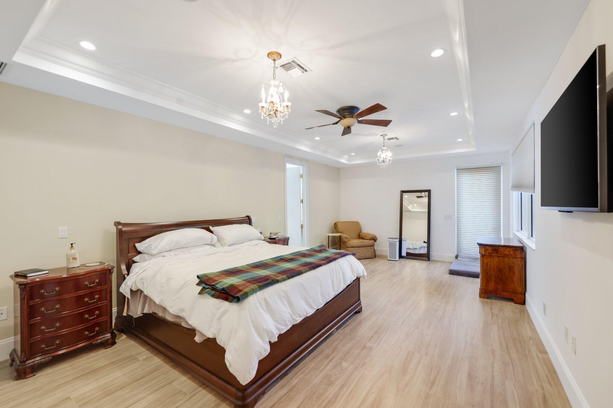 7355 Mandarin Drive Property Photo 11