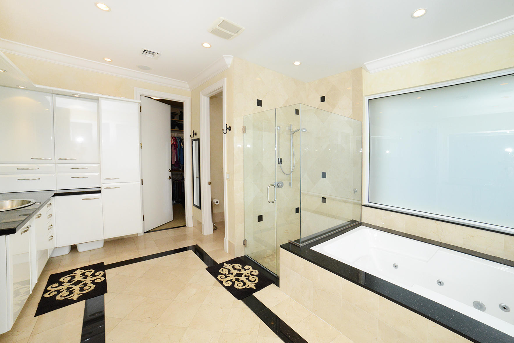 7355 Mandarin Drive Property Photo 12