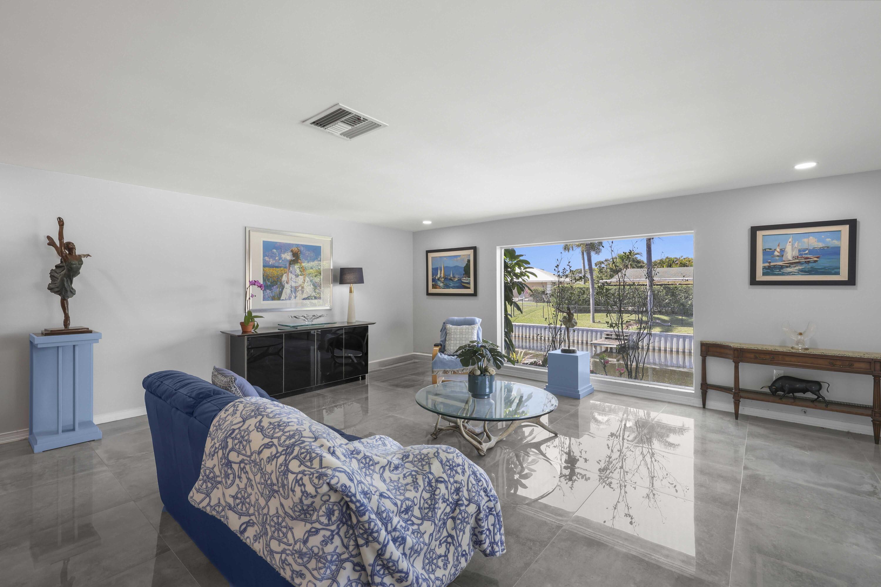 6797 Bayshore Drive Property Photo 7