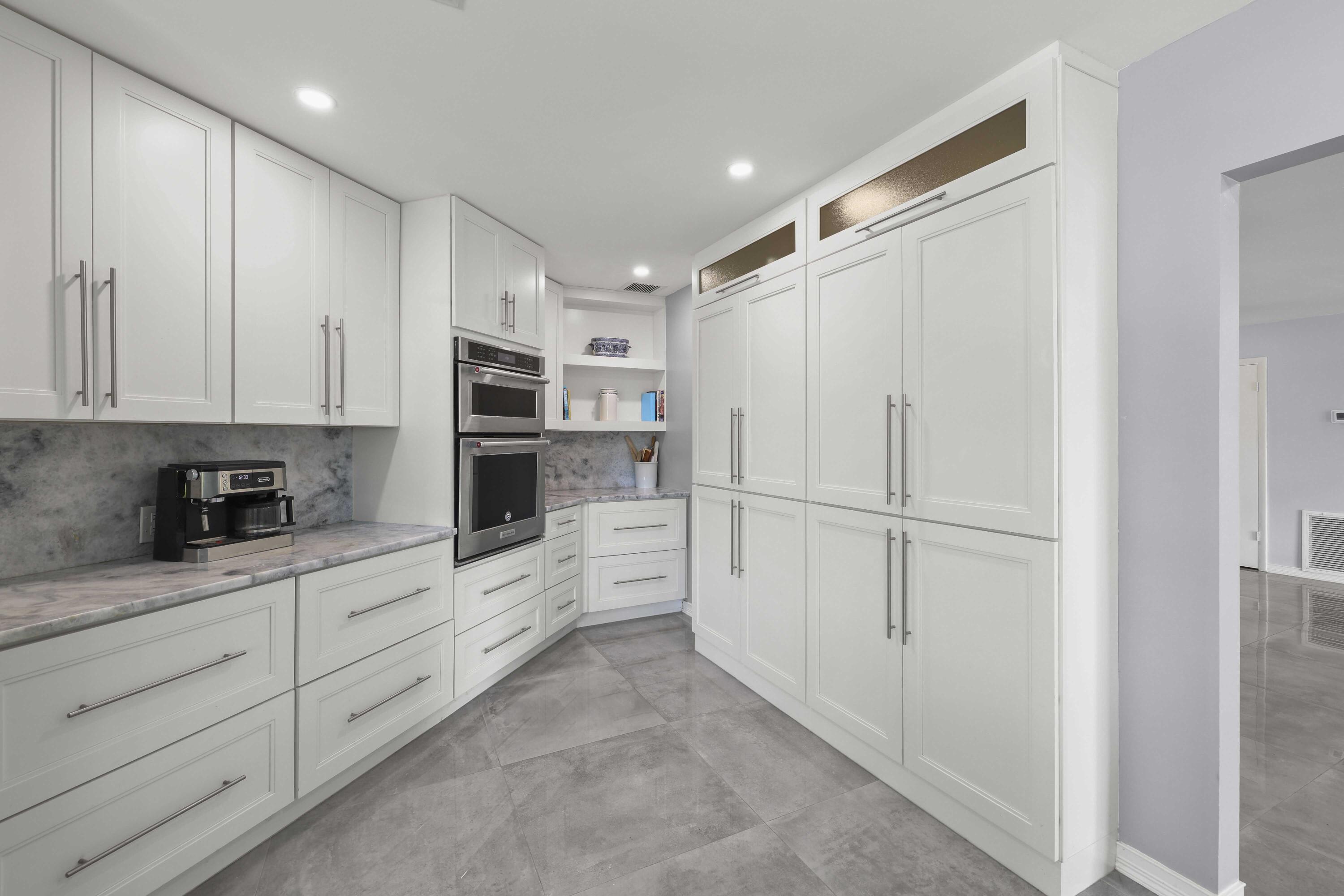6797 Bayshore Drive Property Photo 12