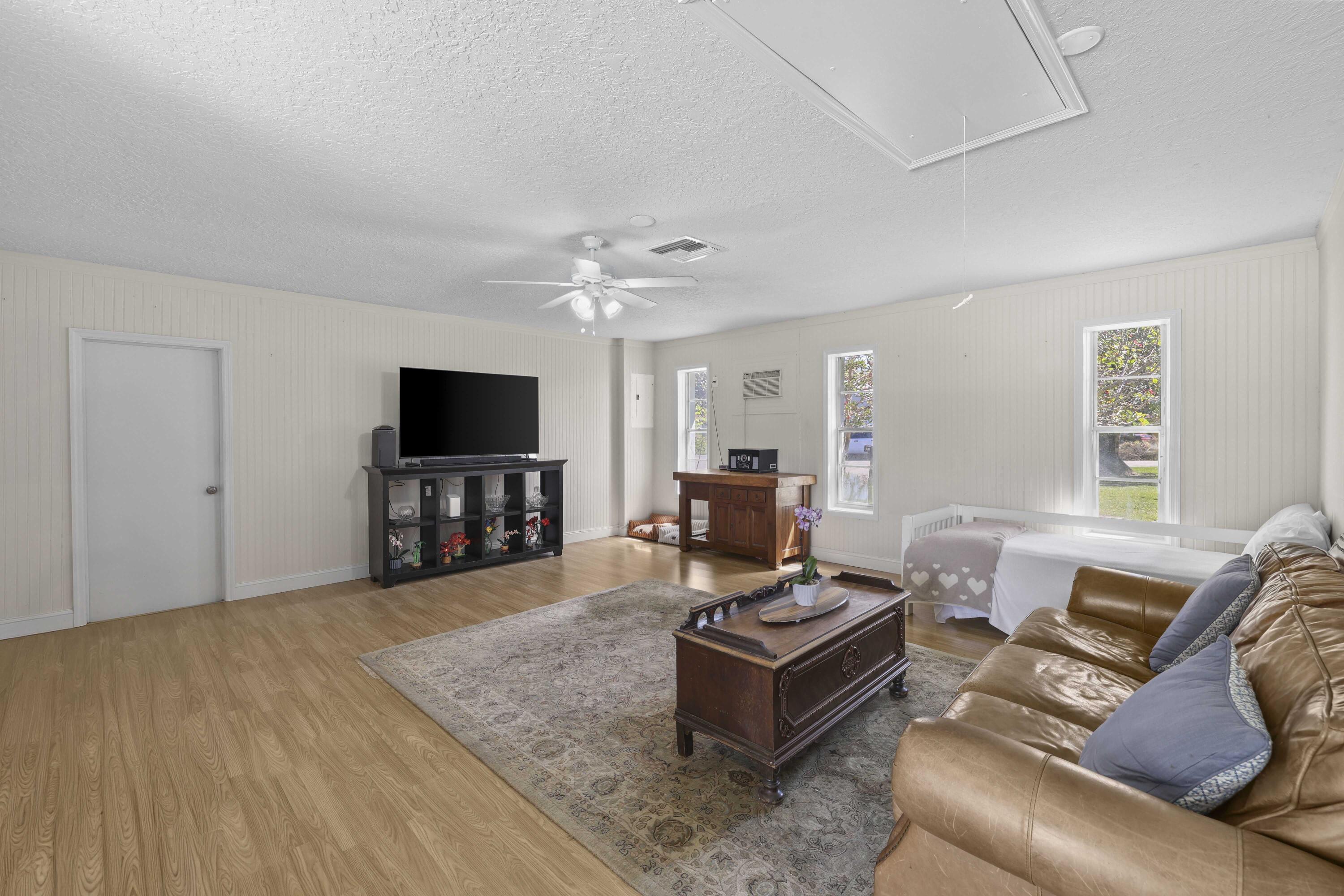 6797 Bayshore Drive Property Photo 15