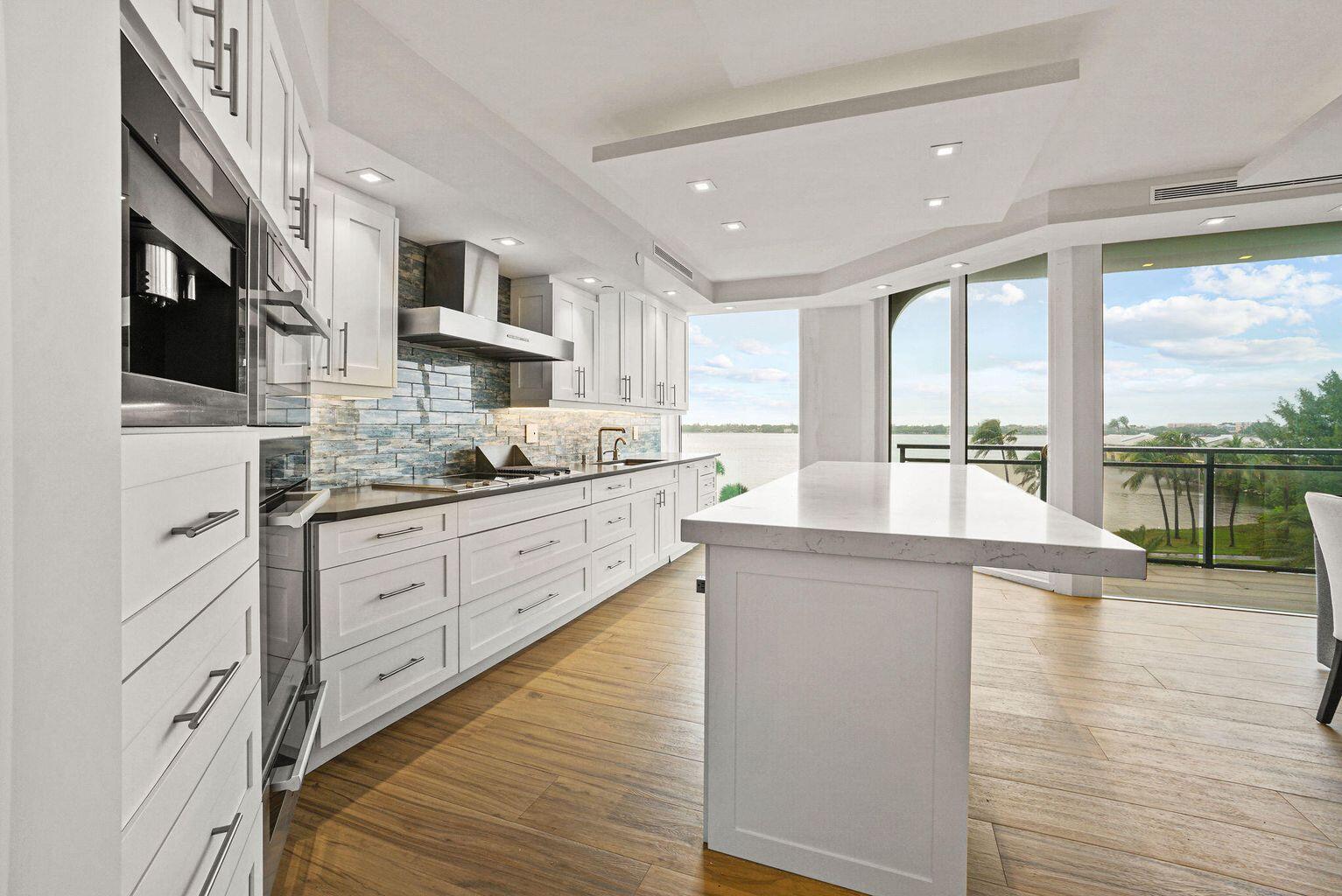 3100 S Ocean Boulevard 306n Property Photo 14