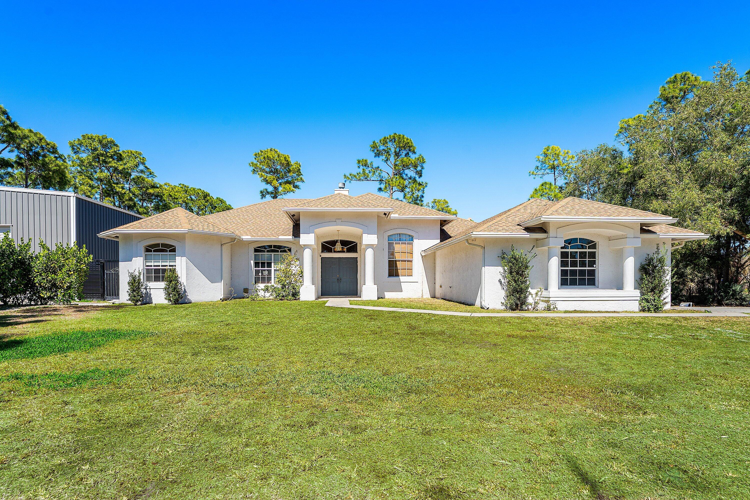 17225 80th Street N Property Photo 1