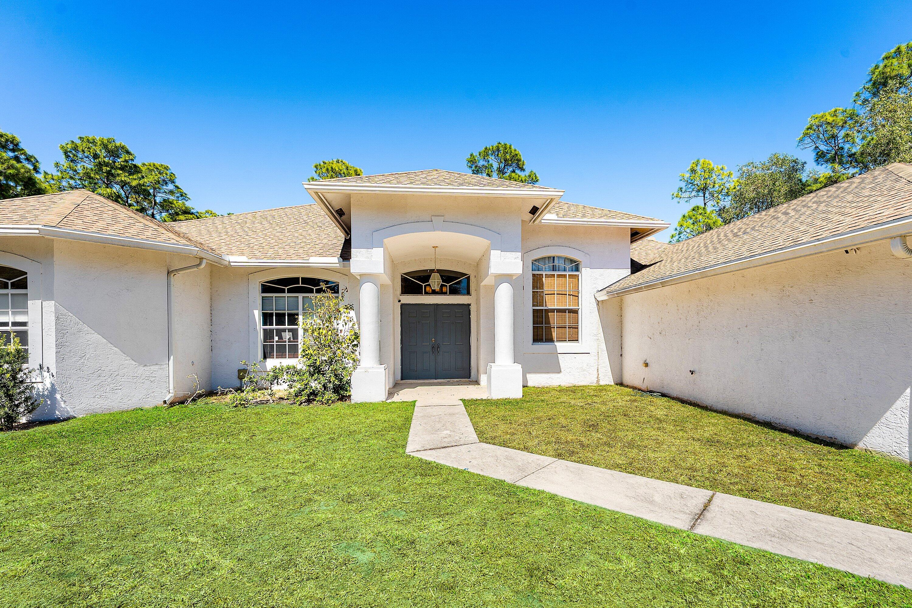 17225 80th Street N Property Photo 2