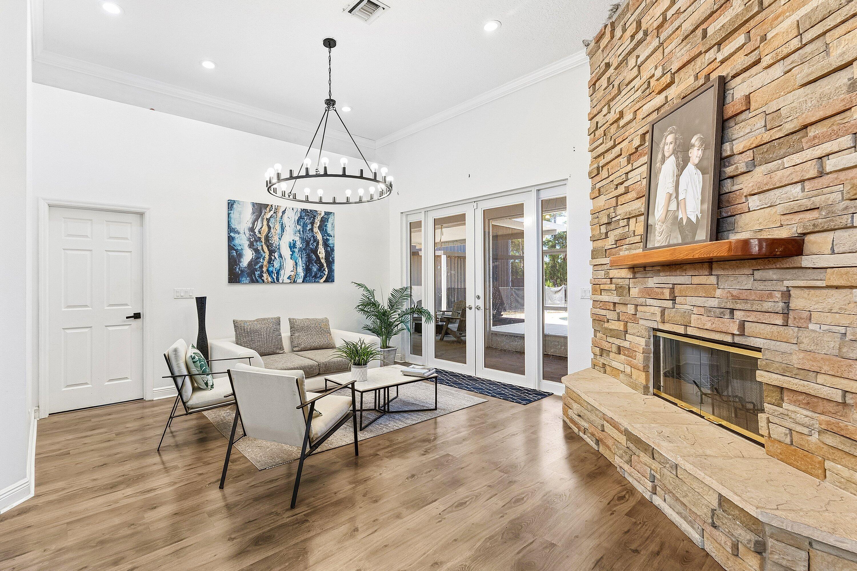17225 80th Street N Property Photo 6