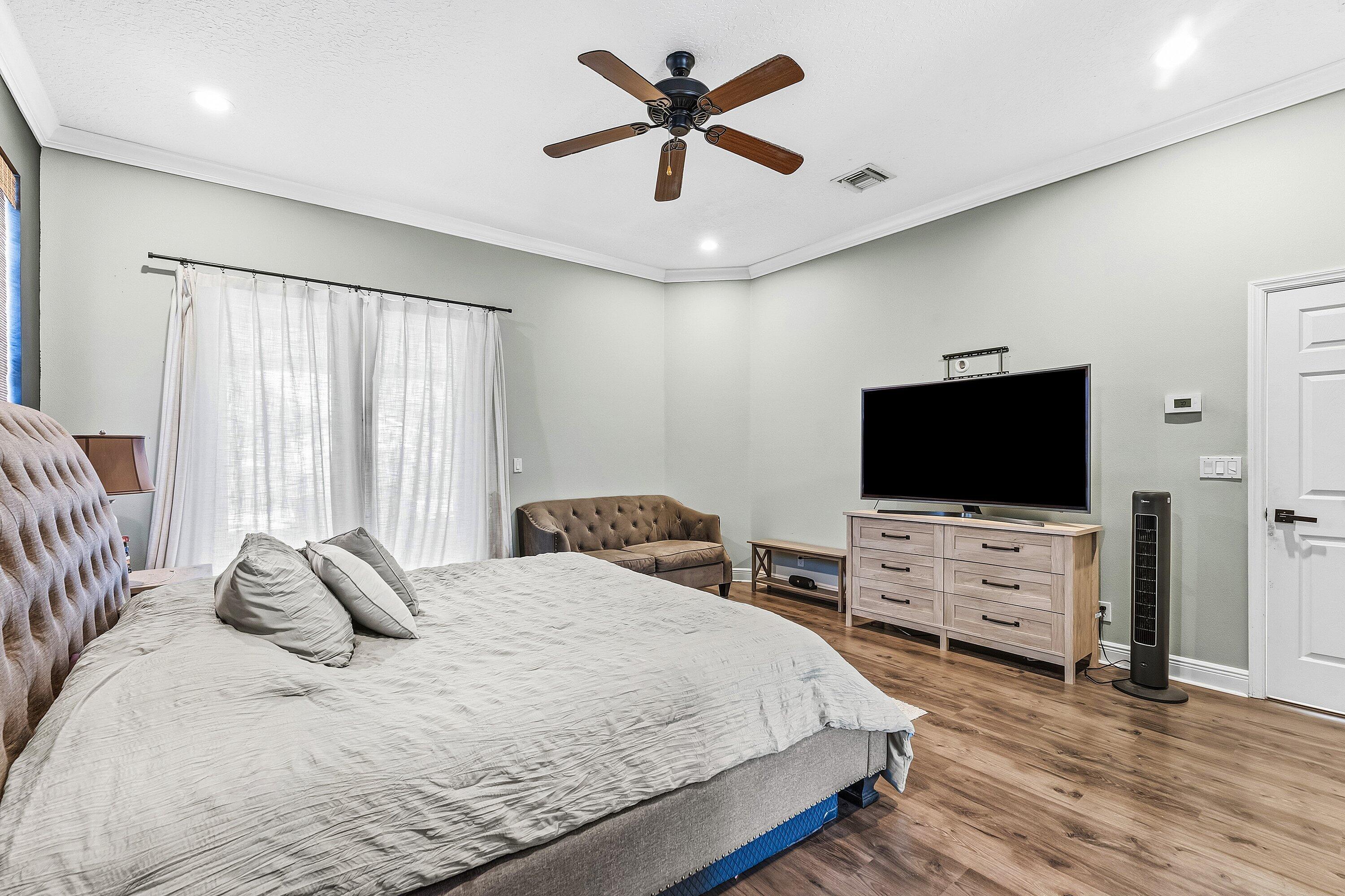 17225 80th Street N Property Photo 13