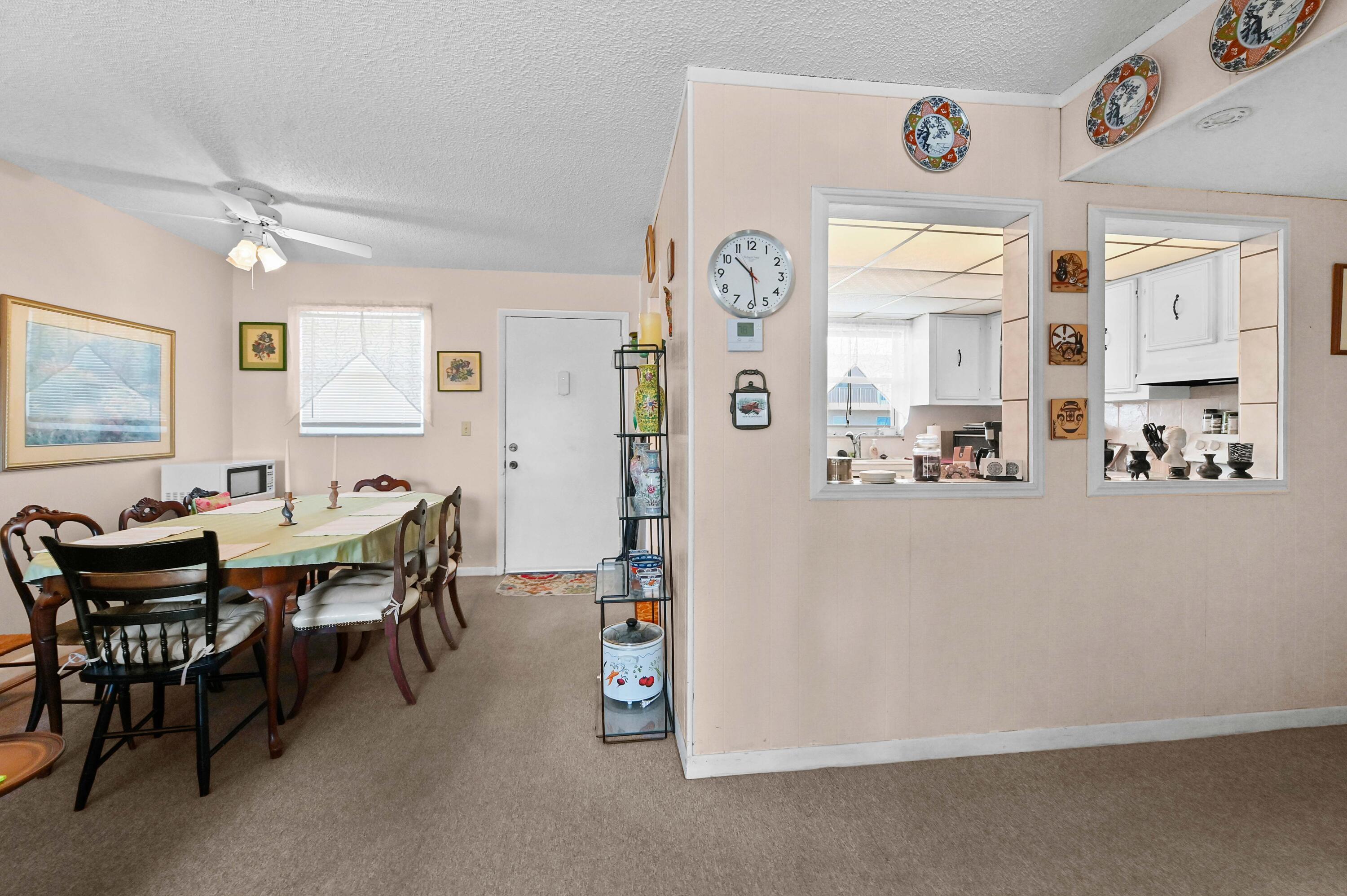 721 Lori Drive 313 Property Photo 4