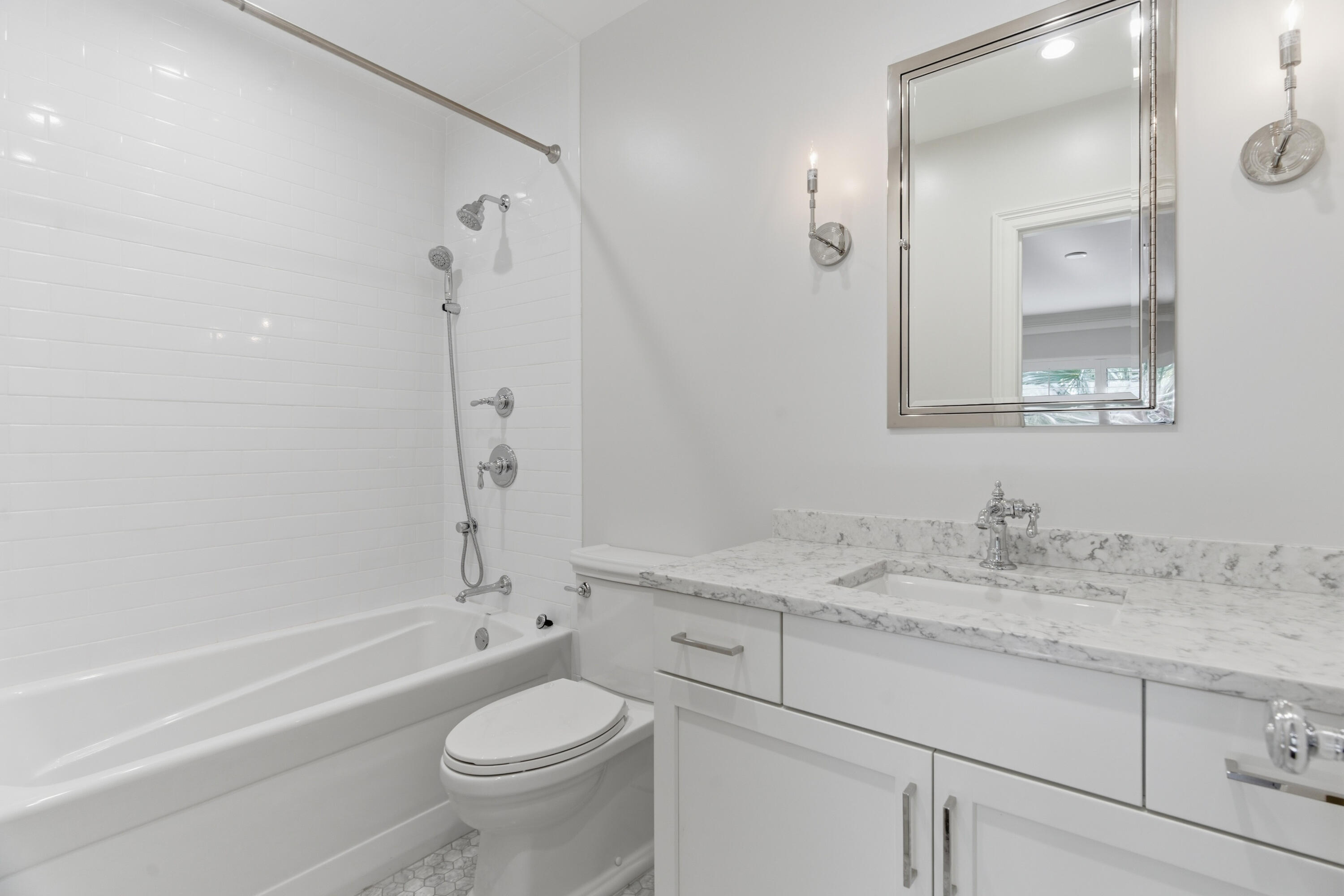 2810 Polo Island Drive C202 Property Photo 33
