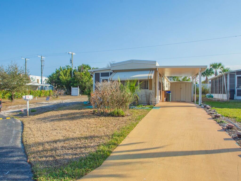335 Ne Tropicalia Lane Property Photo 4