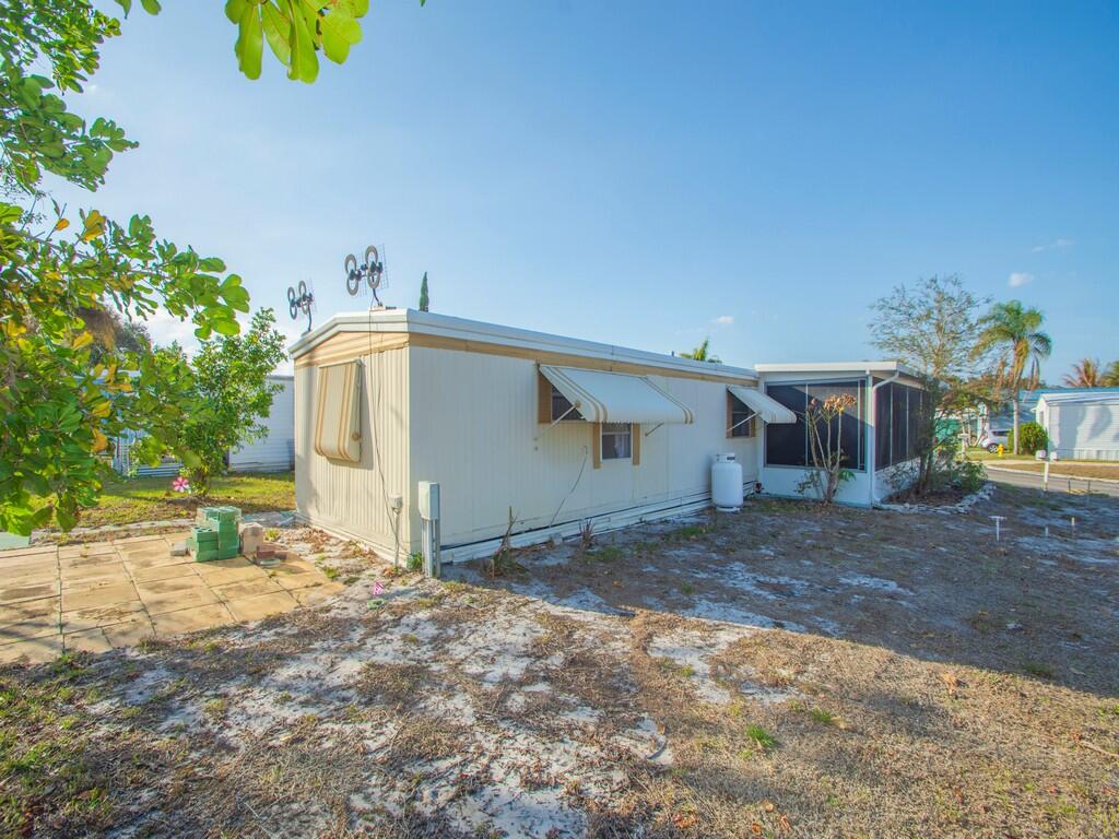335 Ne Tropicalia Lane Property Photo 33