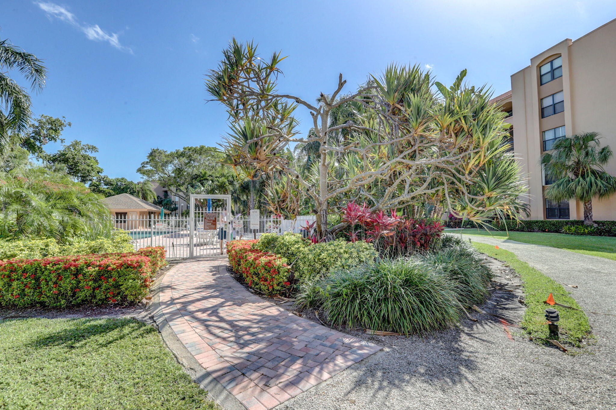 600 Egret Circle 7105 Property Photo 33