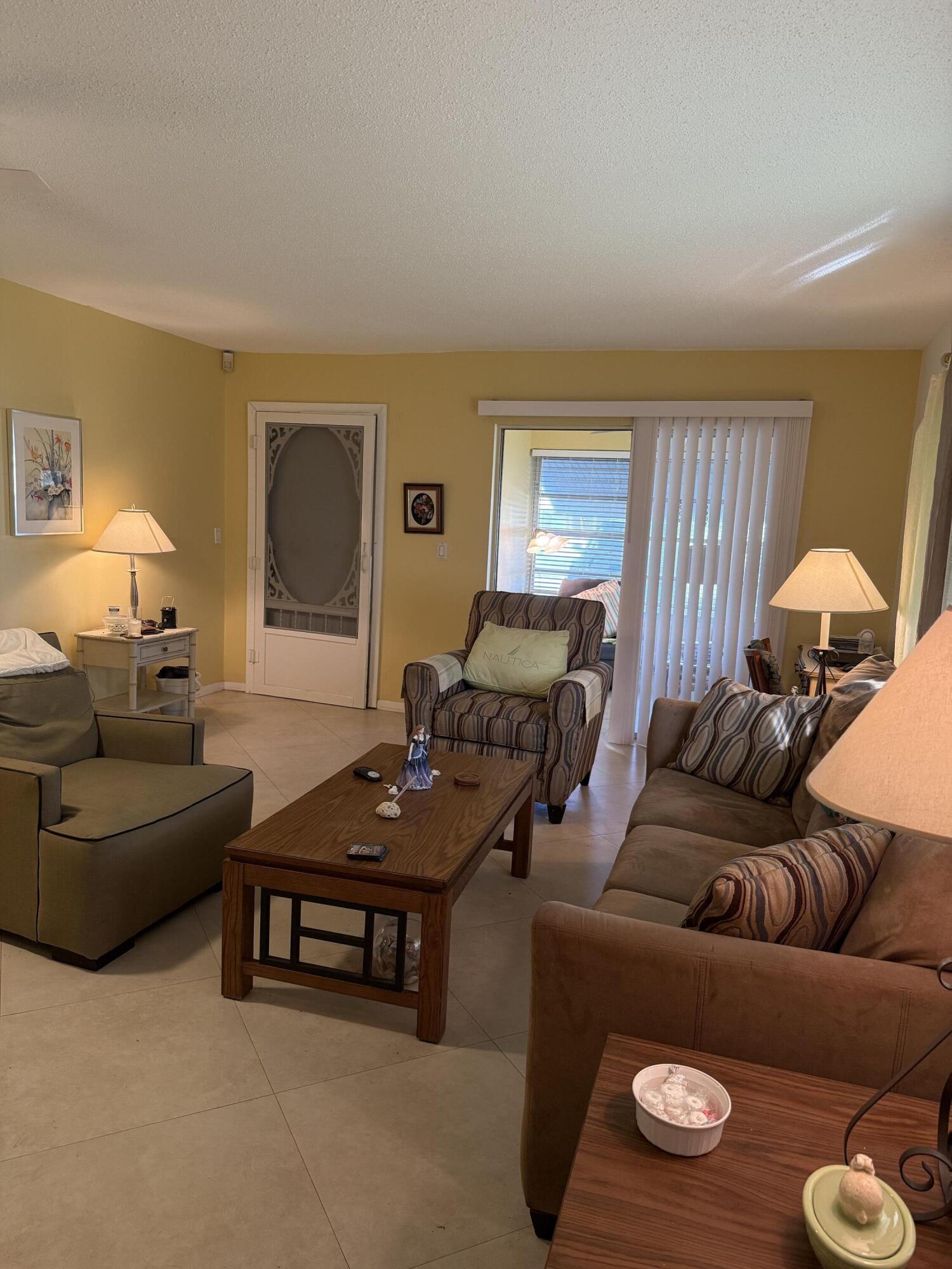 3311 Valley Road D Property Photo 5