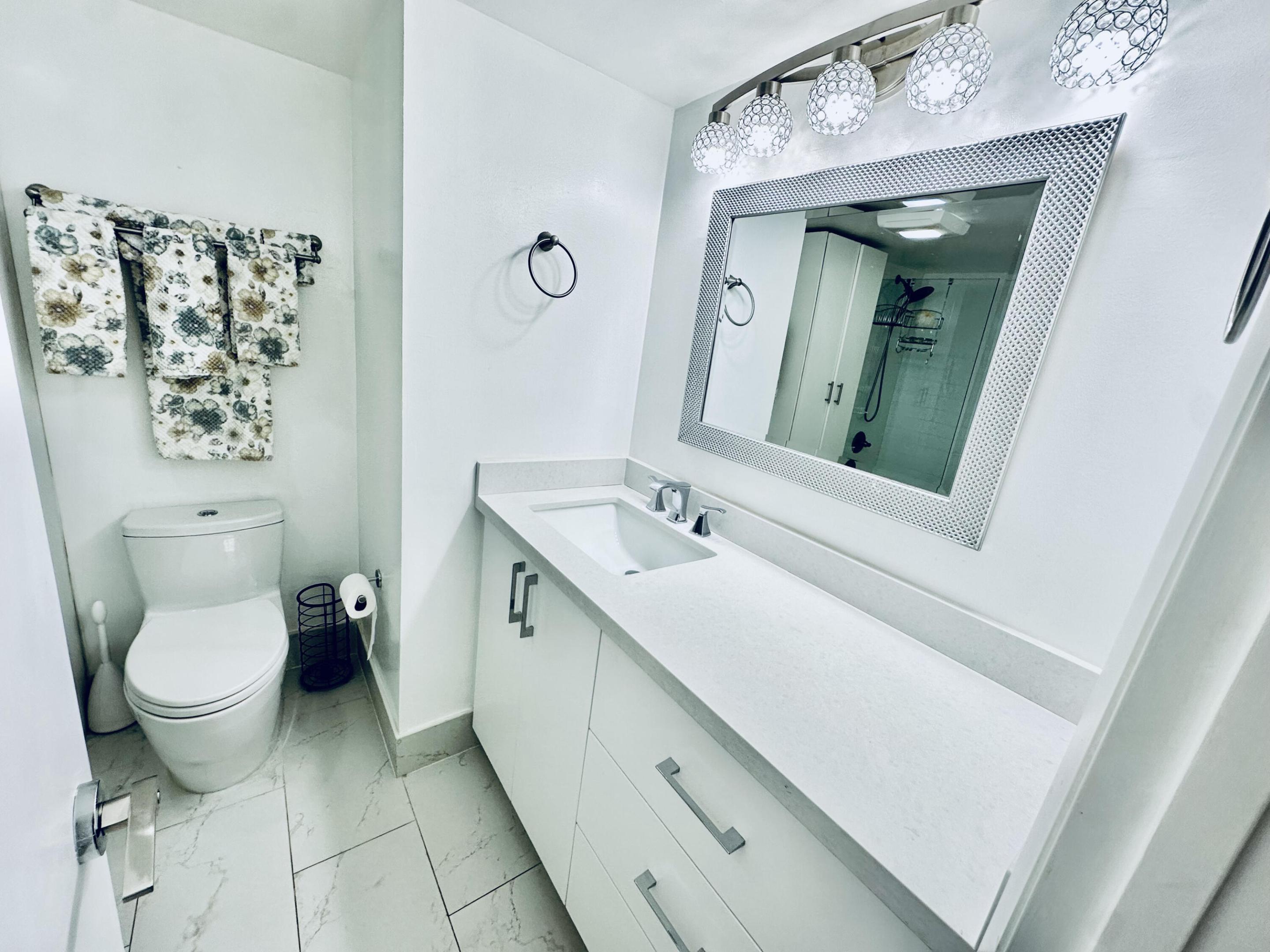 6662 Boca Del Mar Drive 111 Property Photo 10
