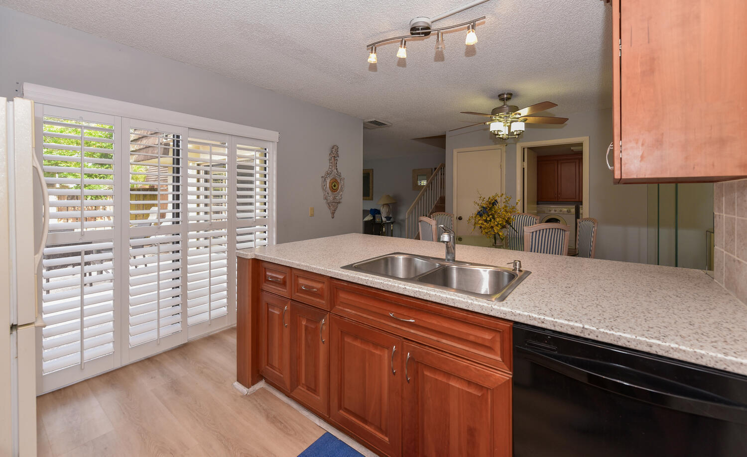 1510 15th Court Property Photo 6