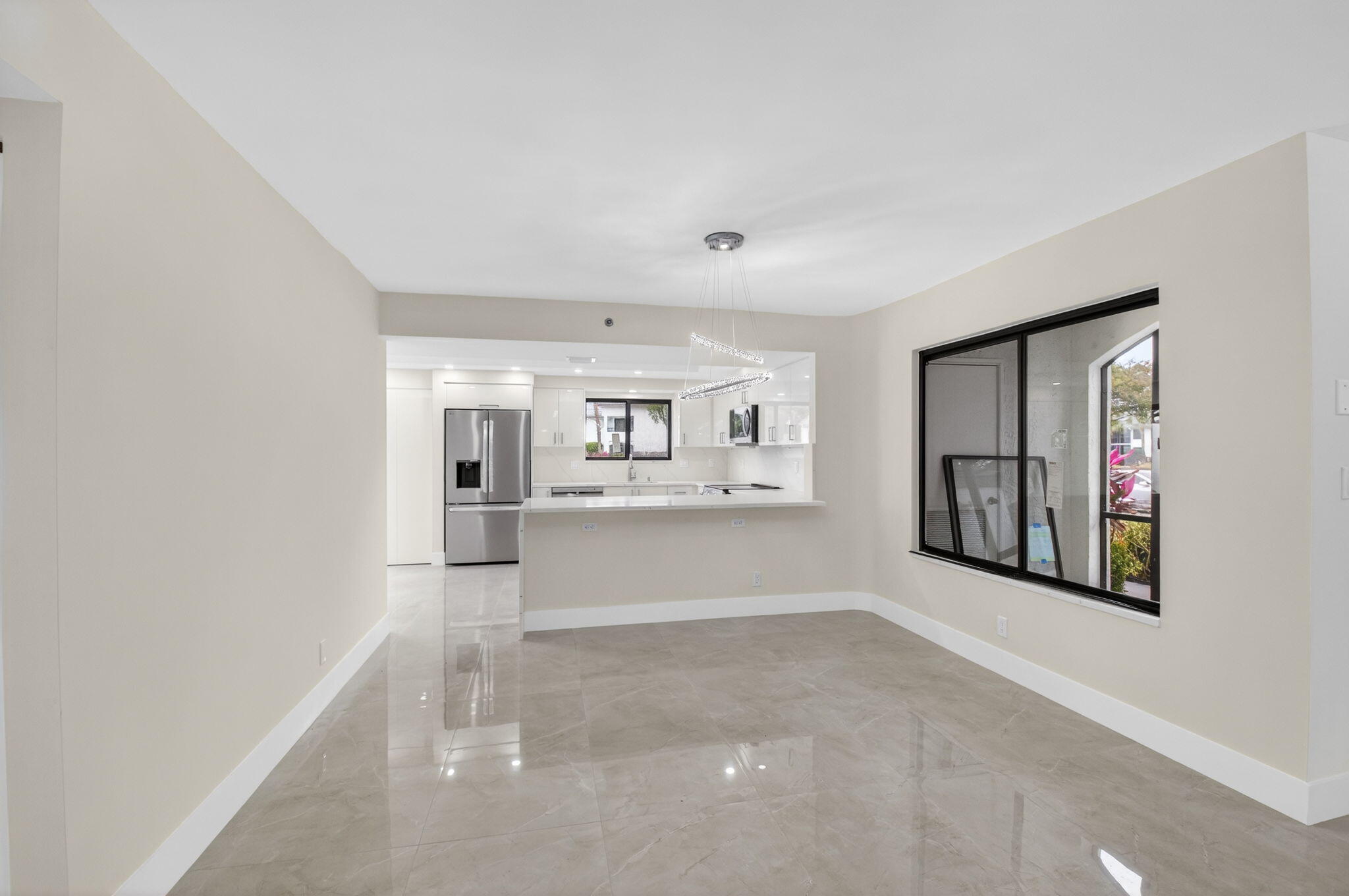 15350 Strathearn Drive 12501 Property Photo 5