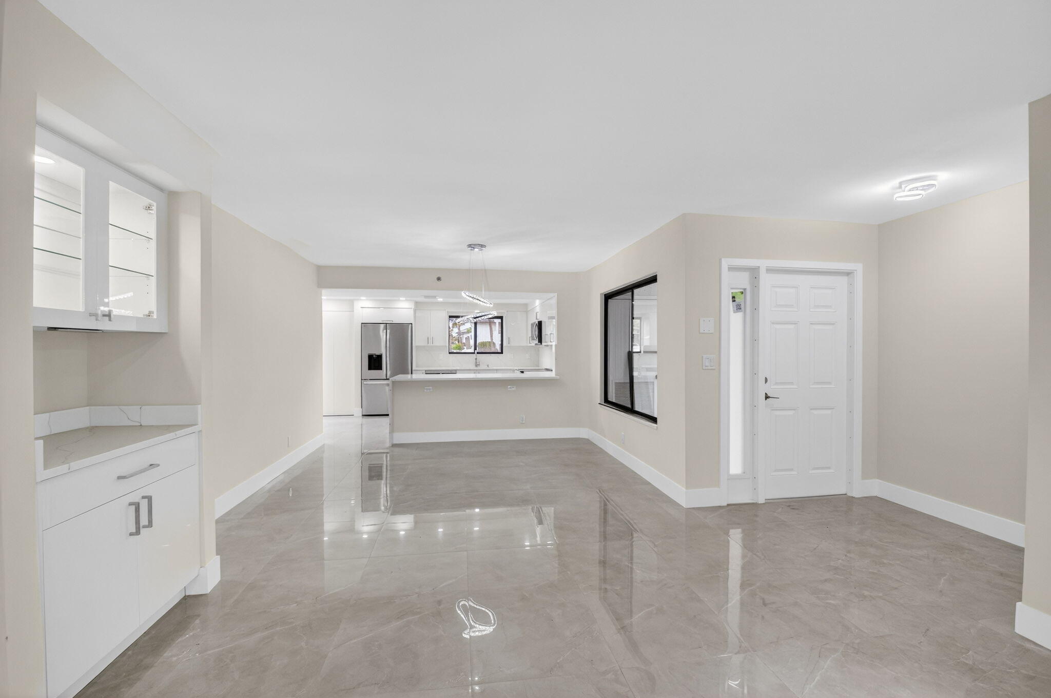 15350 Strathearn Drive 12501 Property Photo 7